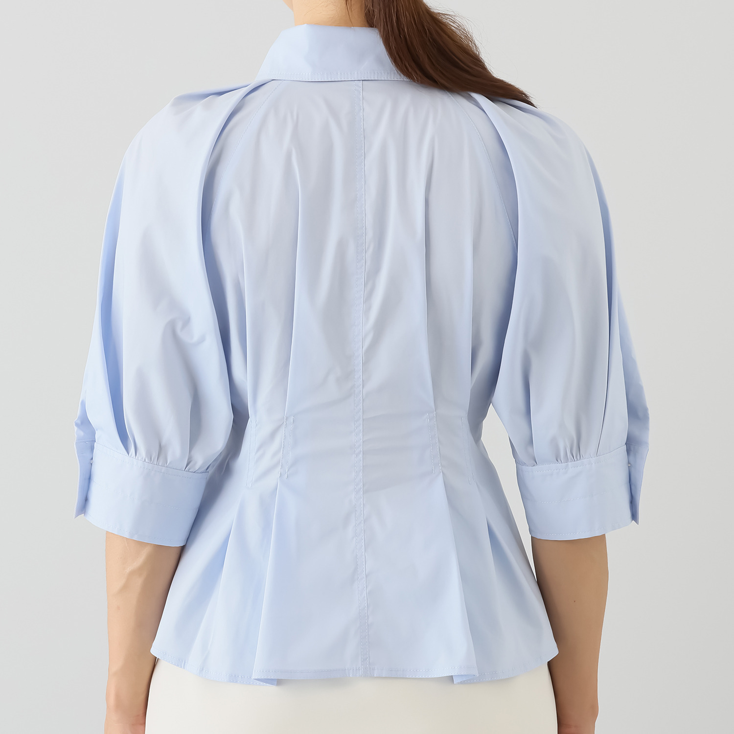 ゴドー こだわりの パターンで魅せる 立体シルエットブラウス