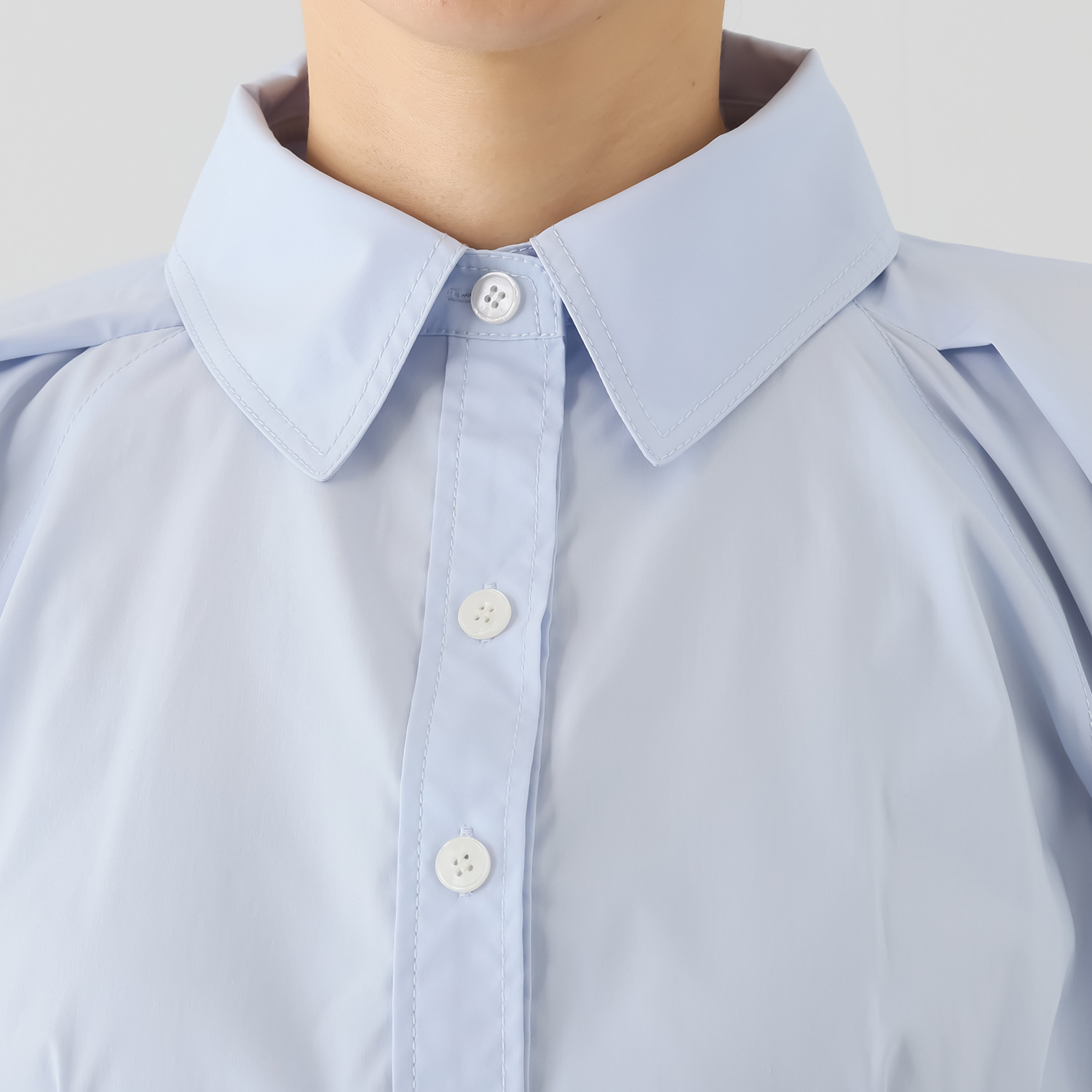 ゴドー こだわりの パターンで魅せる 立体シルエットブラウス