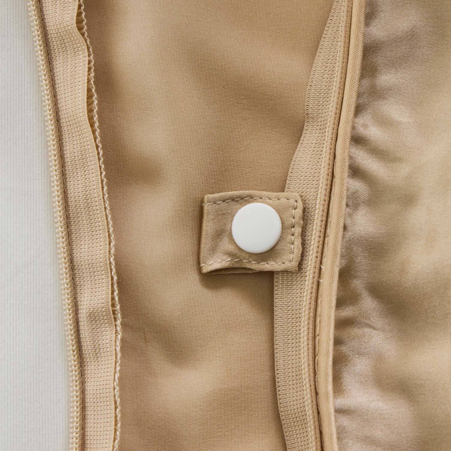 シルクのトップレベル！ 格付け６Ａ評価の生糸使用 マルベリーシルク１００％ 掛けふとんカバー ＜シングル＞