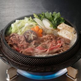香川県産黒毛和牛 オリーブ牛 肩ロースすき焼き用
