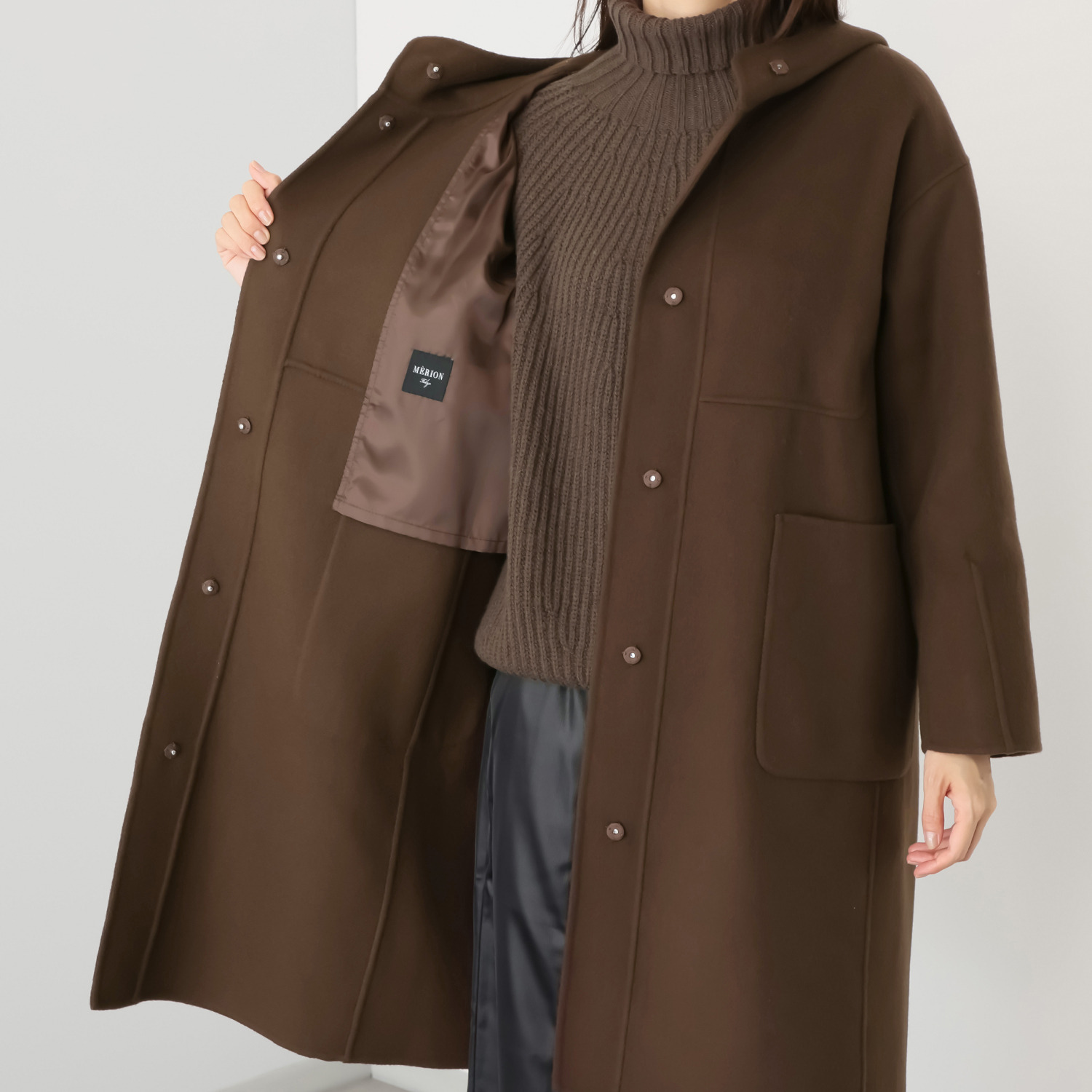 メリオン イタリア・マンテコ社製 ダブルフェイス生地使用 フードコート