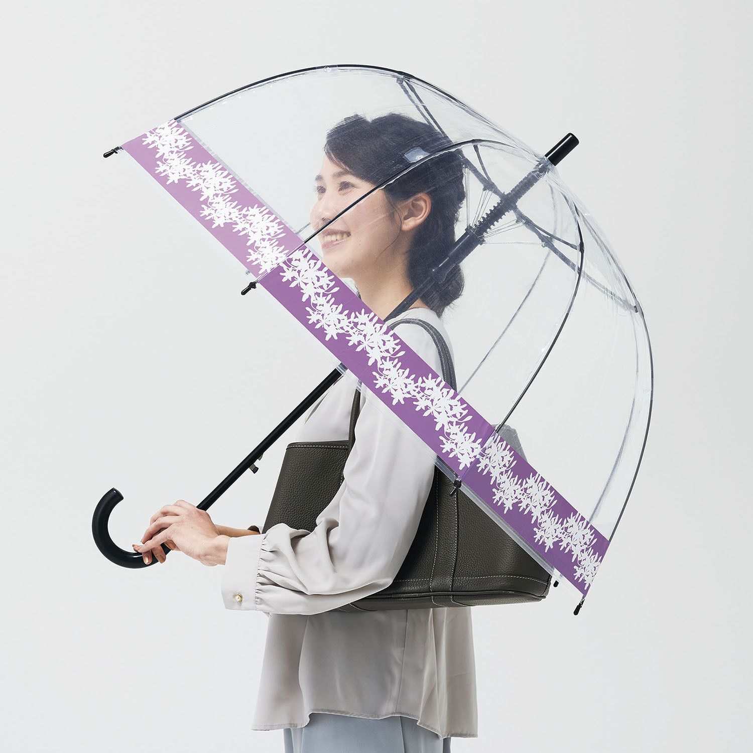 くるっと回って 風や衝撃を受け流しやすい まわるジャンボドーム傘