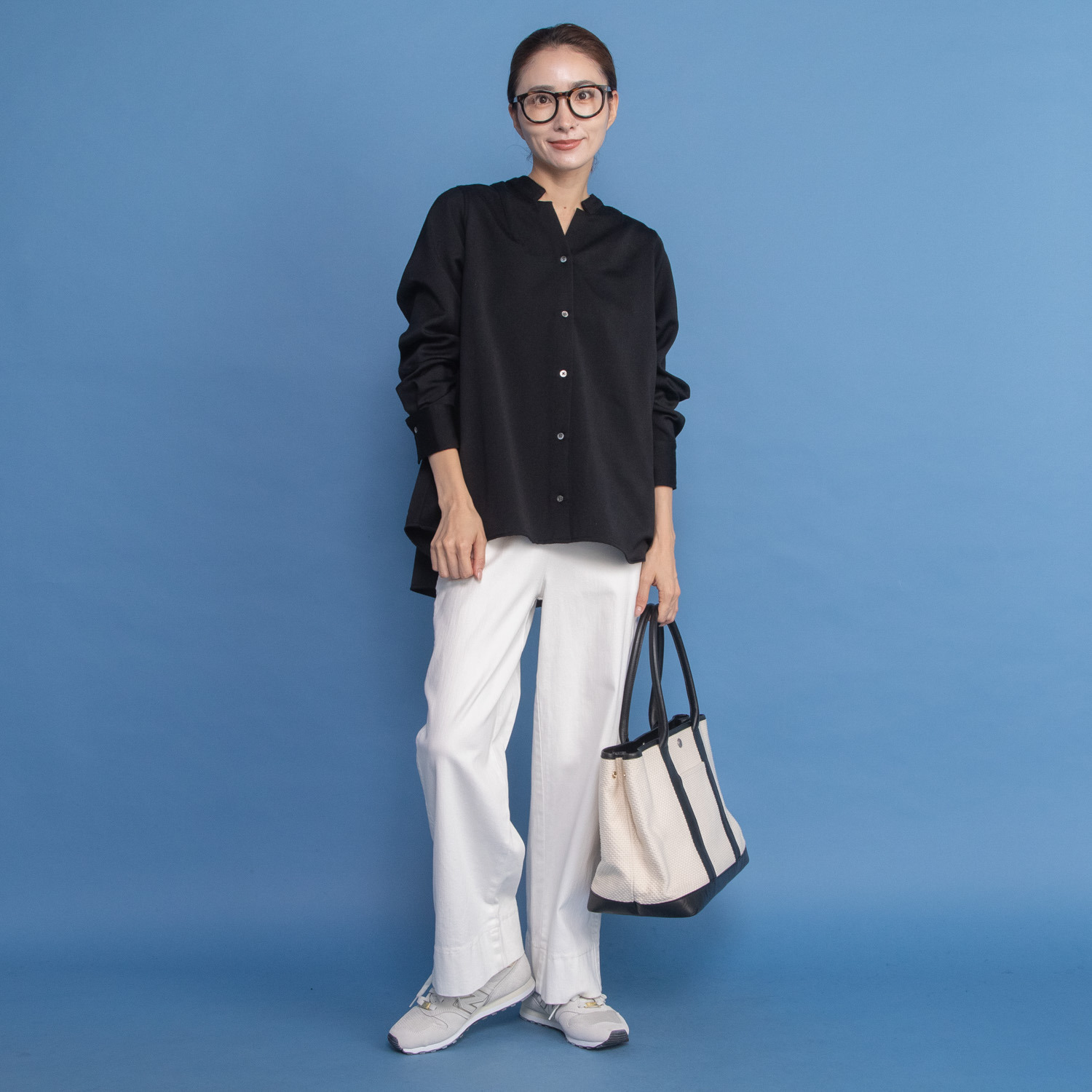 レア　ジェム ウールベネシャンの 優雅なツヤが映える シャツジャケット