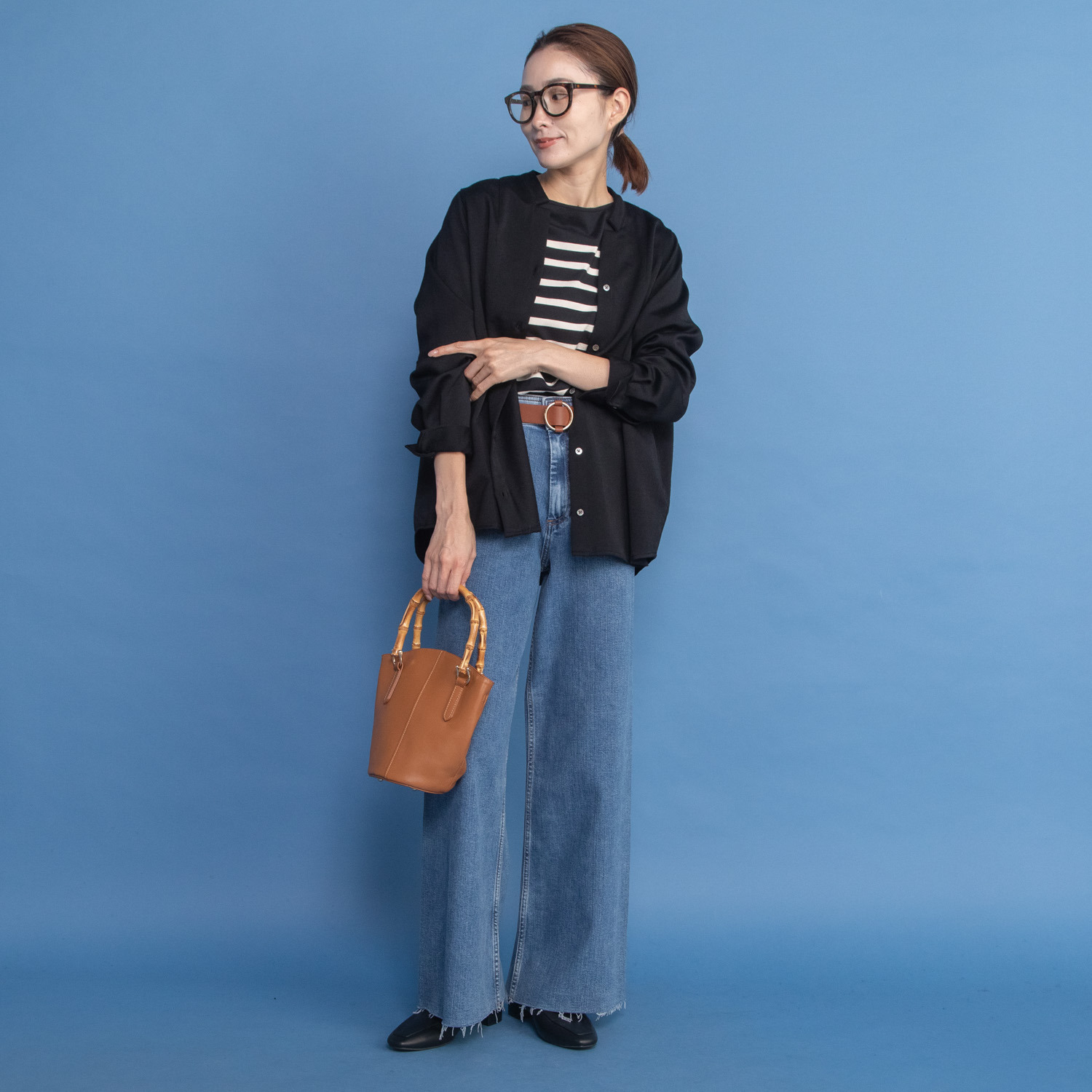 レア　ジェム ウールベネシャンの 優雅なツヤが映える シャツジャケット