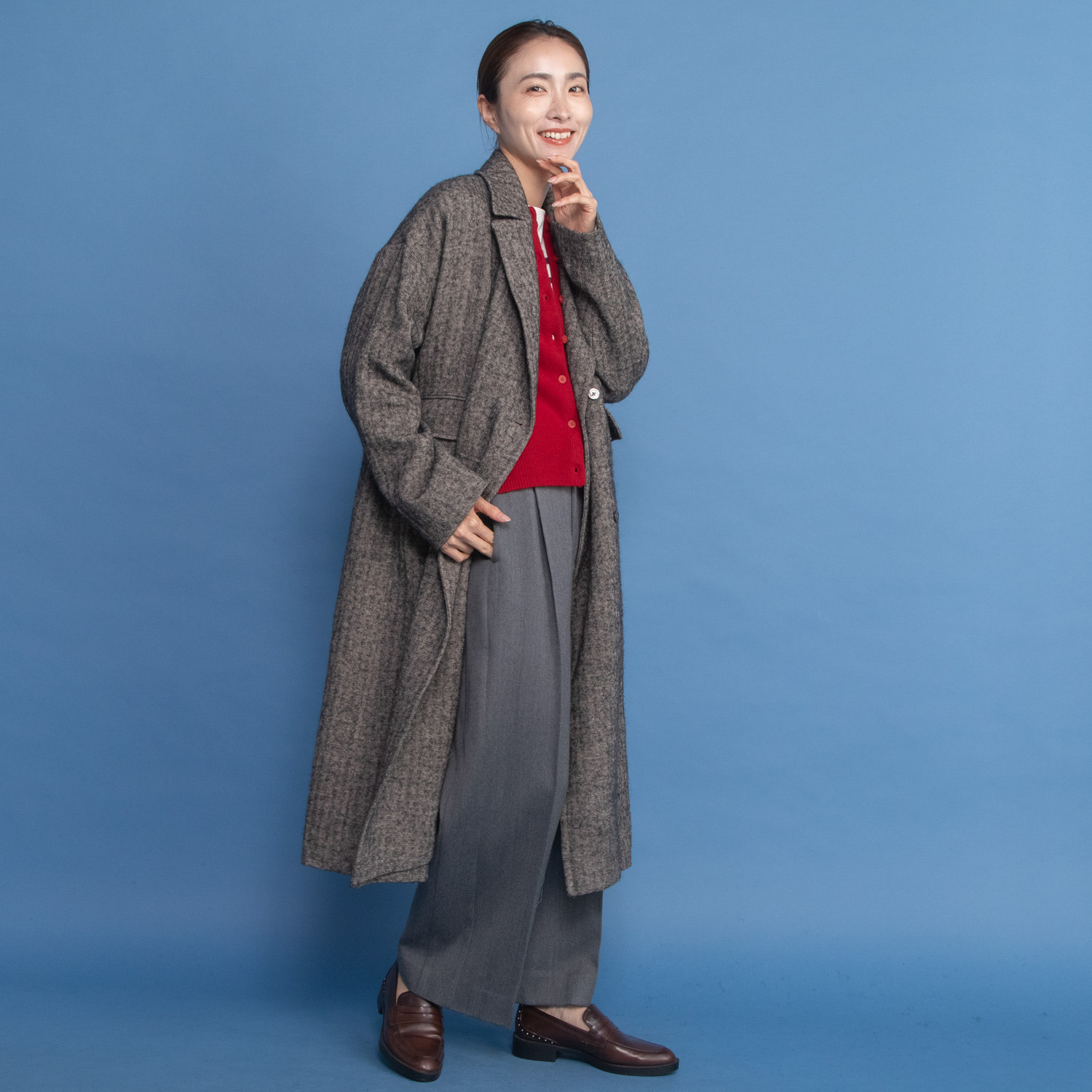 レア　ジェム ヘリンボーンウールで 優雅に軽やかに羽織る ダブルデザインコート