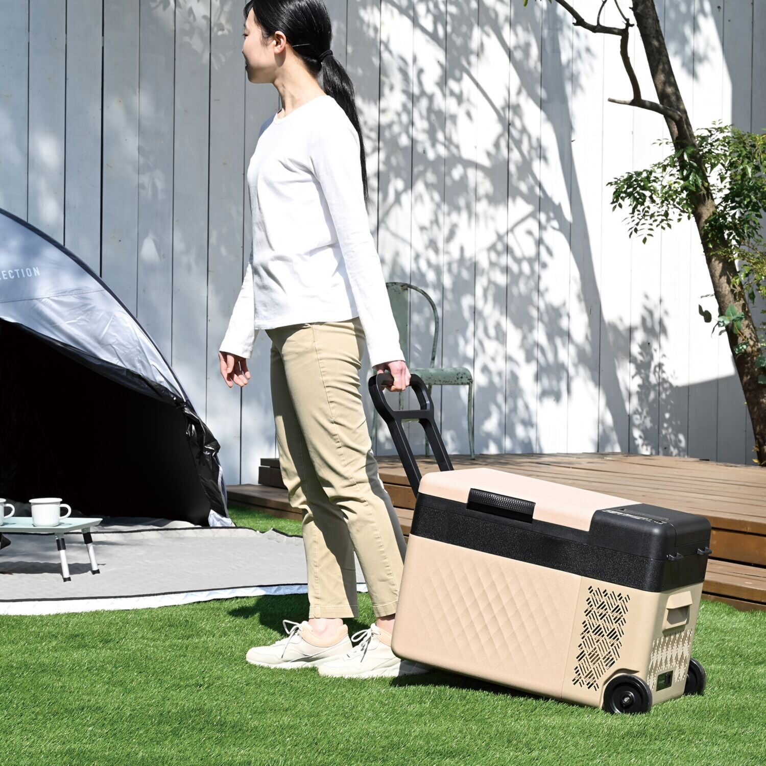 ＹＡＭＡＺＥＮ 食品のまとめ買いに活躍！ お家でも車でも使える キャスター付 ポータブル冷凍冷蔵庫 大容量２５リットル ＜リサイクル回収有り＞