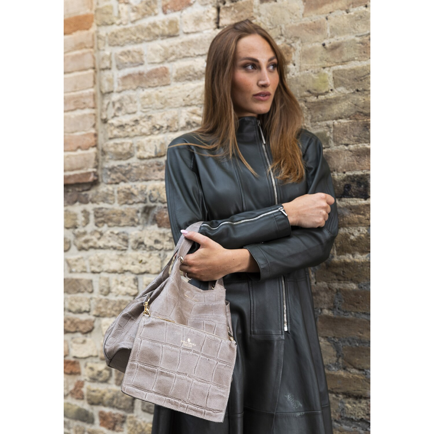 アンナヴィルジリ ＜イタリア製＞ カーフスエード クロコダイル型押し ミニバッグ付トートバッグ “ＦＲＡＮＣＡ”