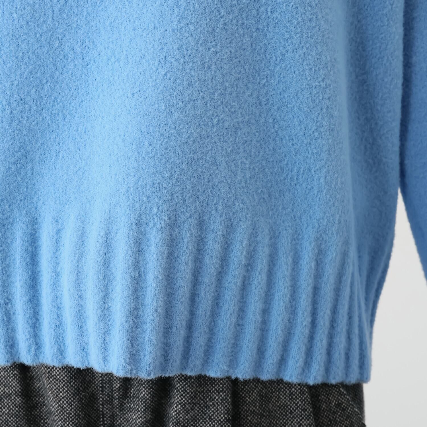 シャビージェンティール フェザーヤーン クロップ丈 ラグランスリーブ プルオーバー