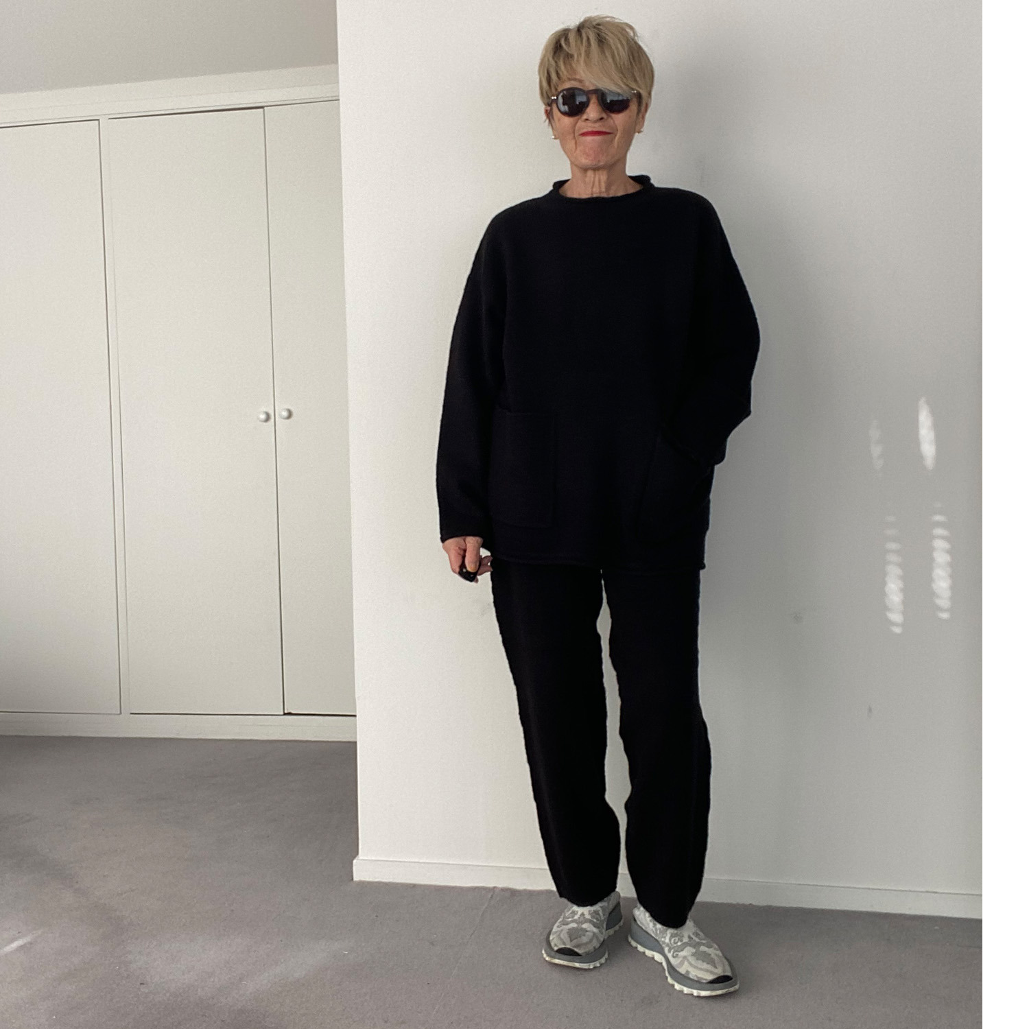 シャビージェンティール ストレッチヤーン 無縫製 ポケットアクセント チュニックプルオーバー