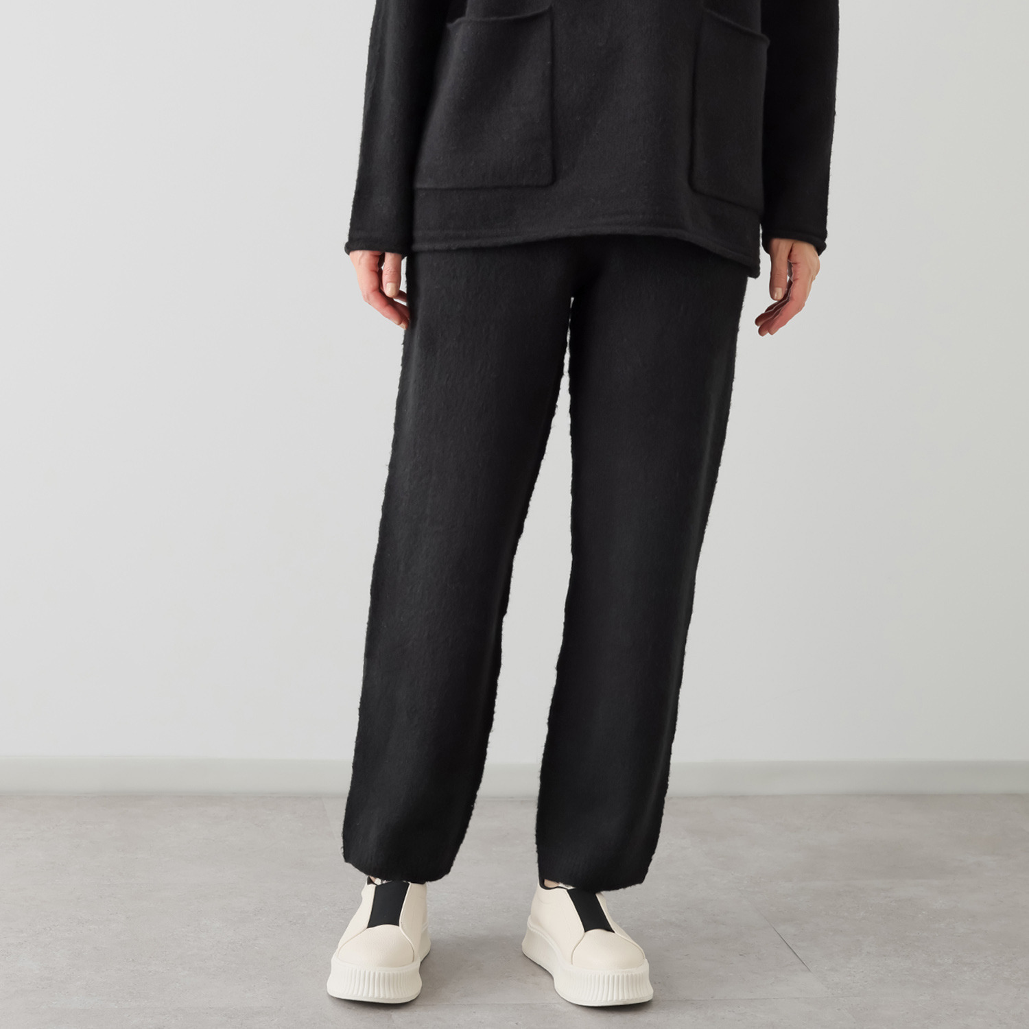 シャビージェンティール ストレッチヤーン 無縫製 テーパードシルエット プルオンパンツ