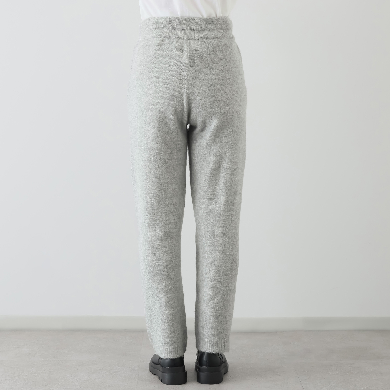 シャビージェンティール ストレッチヤーン 無縫製 テーパードシルエット プルオンパンツ