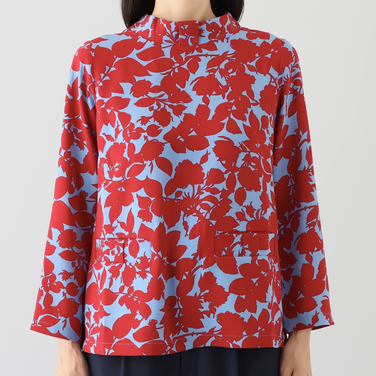 エムジェイアール　バイ マチコ　ジント　ロンドン オリジナルプリント ノットモティーフ ハイネックプルオーバー