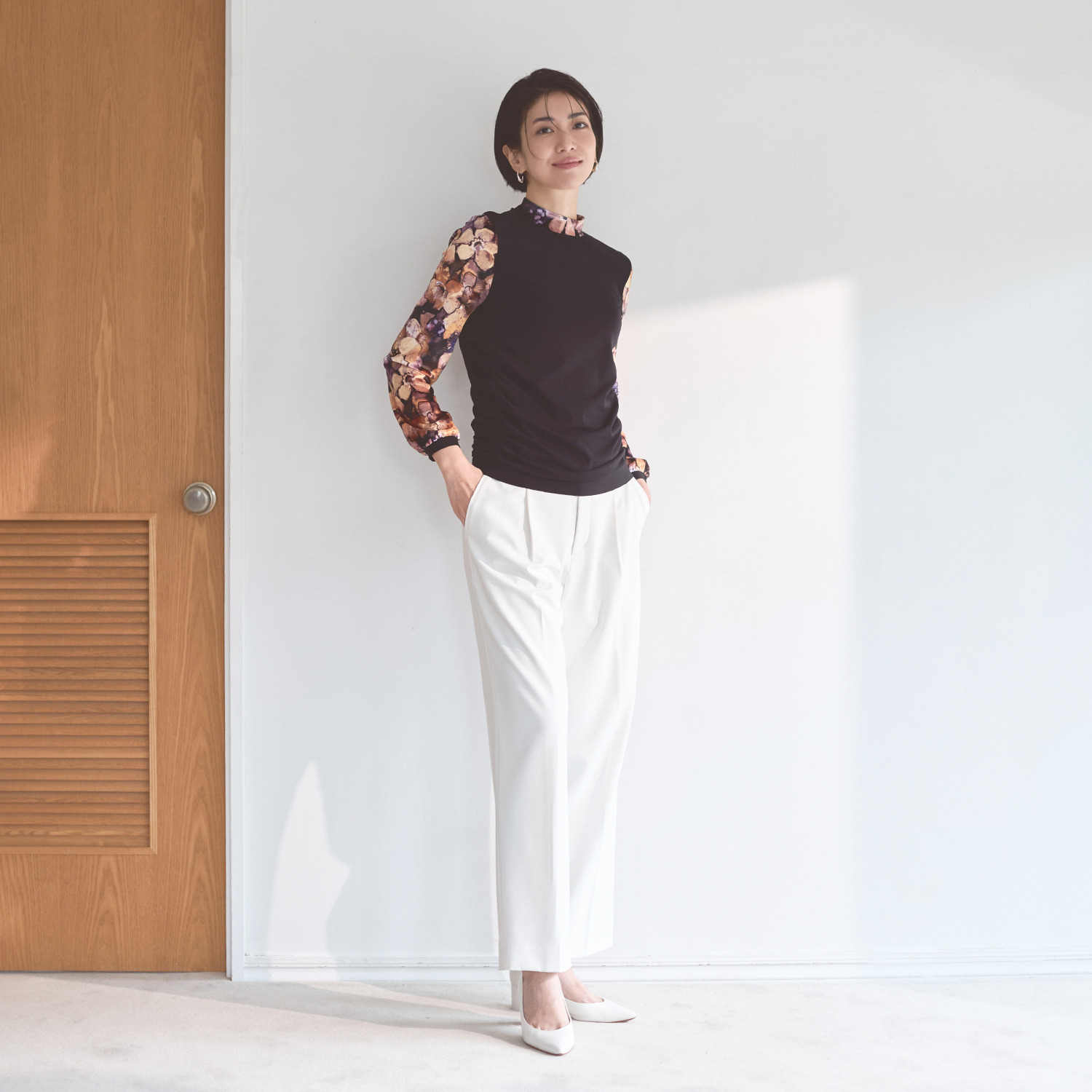 ドルチェ　ドンナ イタリア製 サイドギャザー ハイネック フラワーベロア ロングスリーブインナー