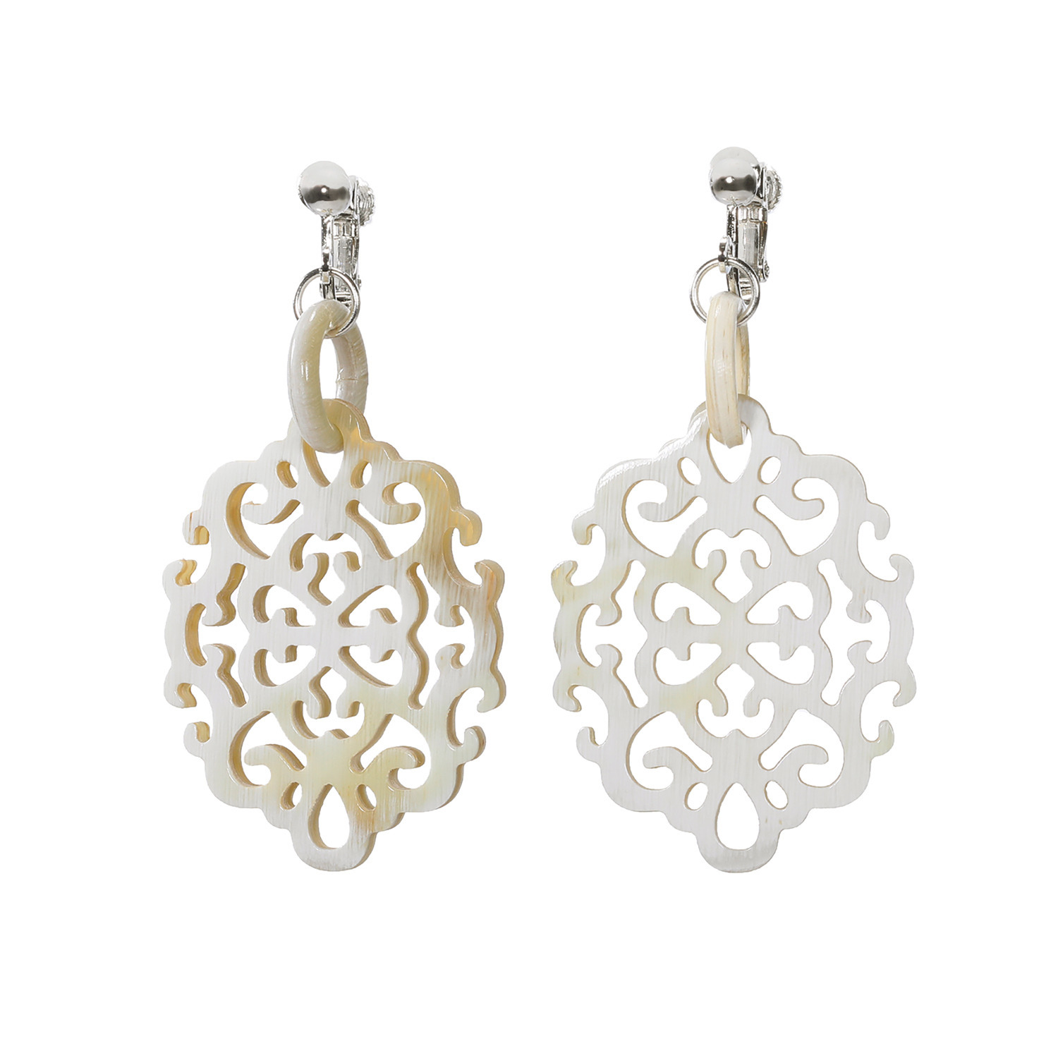 ミル・レーヴ 水牛 アラベスクフラワー 透かし彫り イヤリング／ピアス