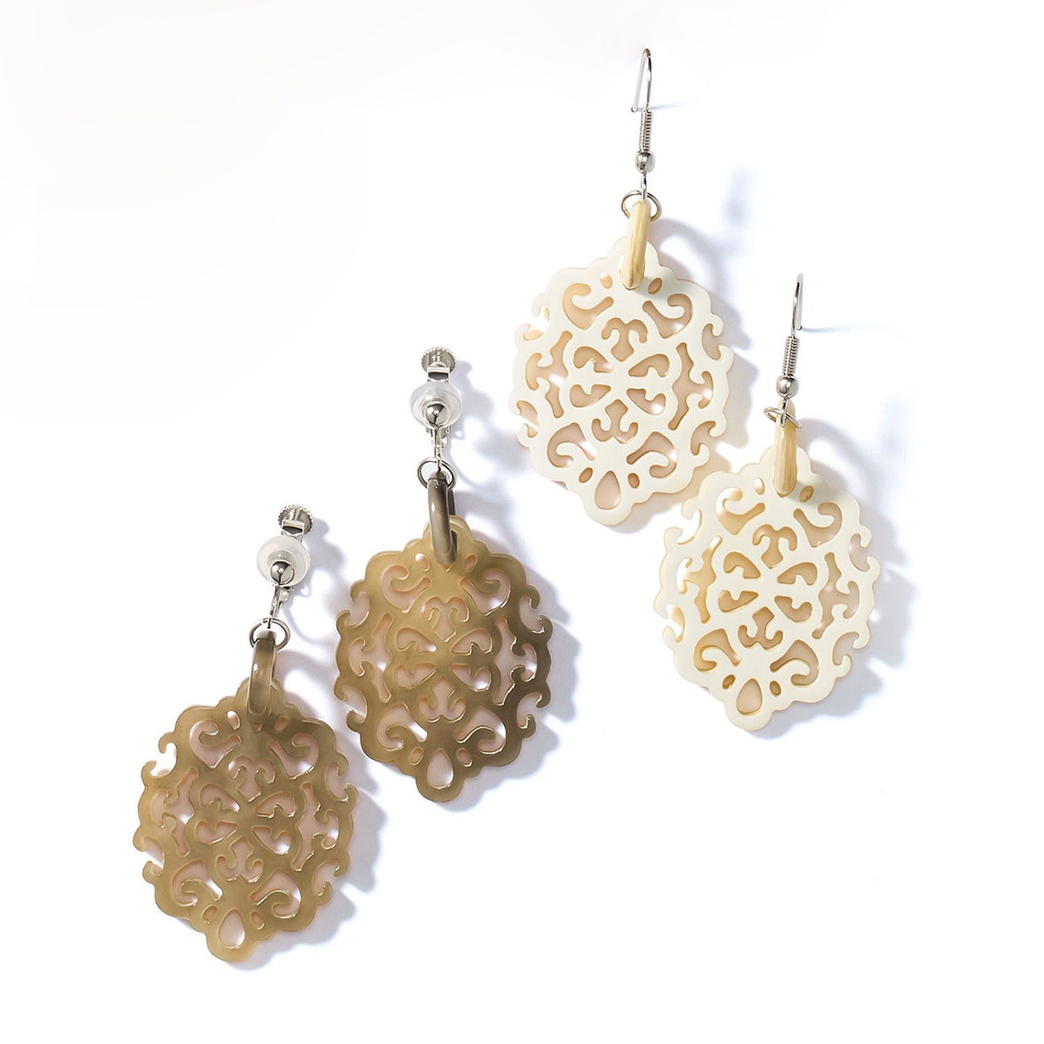 ミル・レーヴ 水牛 アラベスクフラワー 透かし彫り イヤリング／ピアス