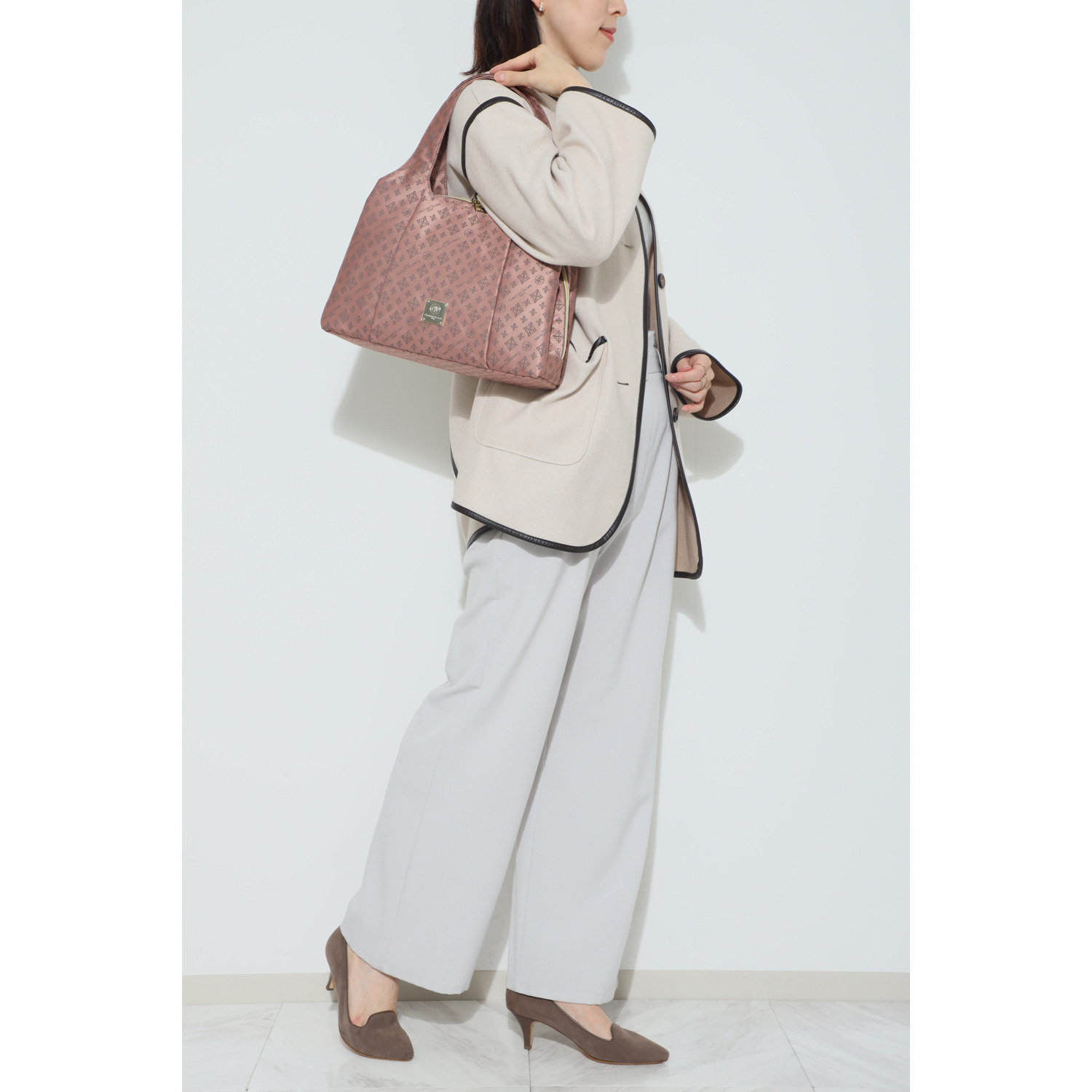 クリスチャン　オリビエ はっ水ジャガード 三層構造 くり手トートバッグ