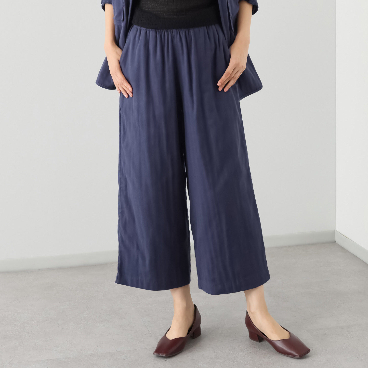 イージーライフ ＵＶカット トリプルガーゼ ワイドパンツ