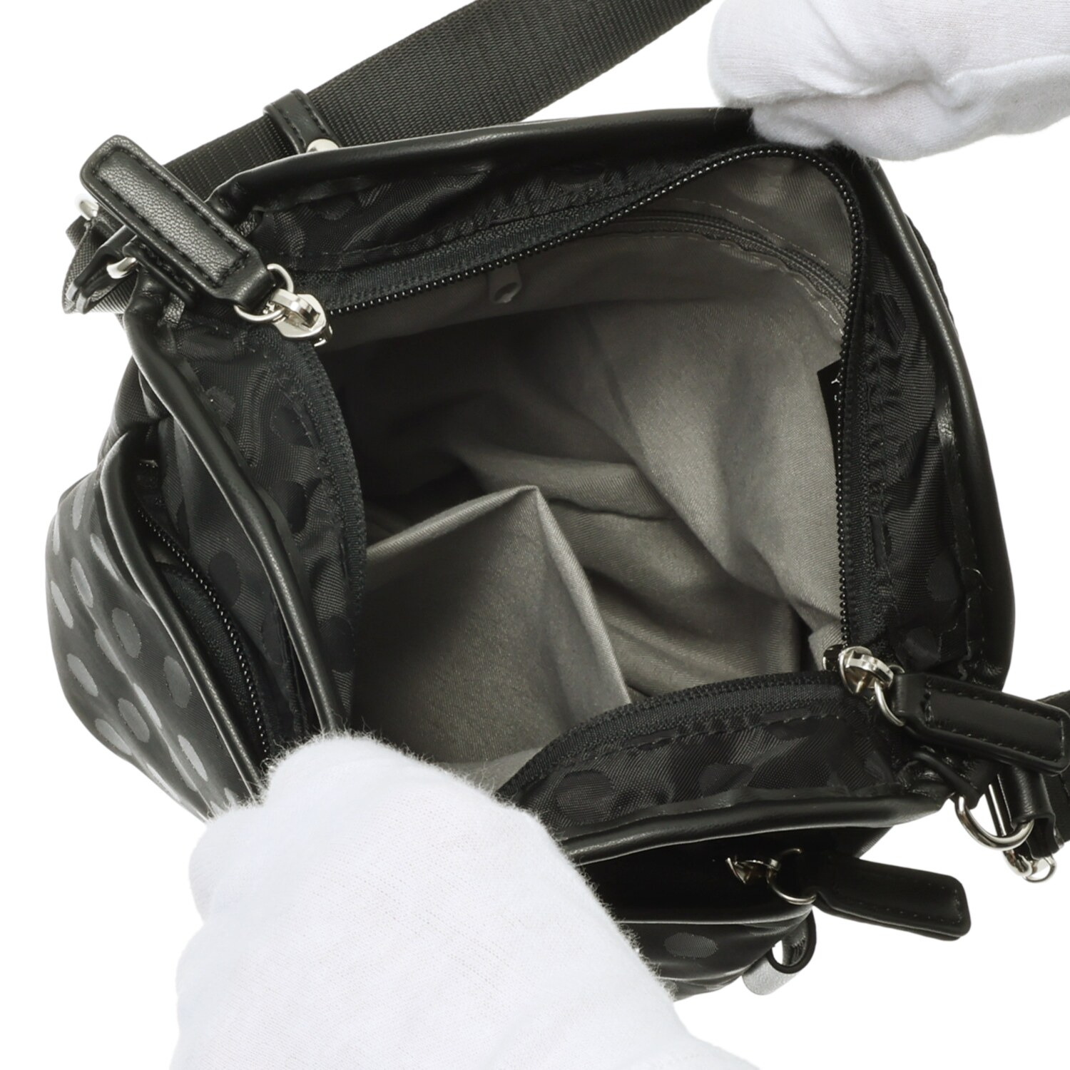 イザック はっ水　軽量 ドットジャガード ポシェット