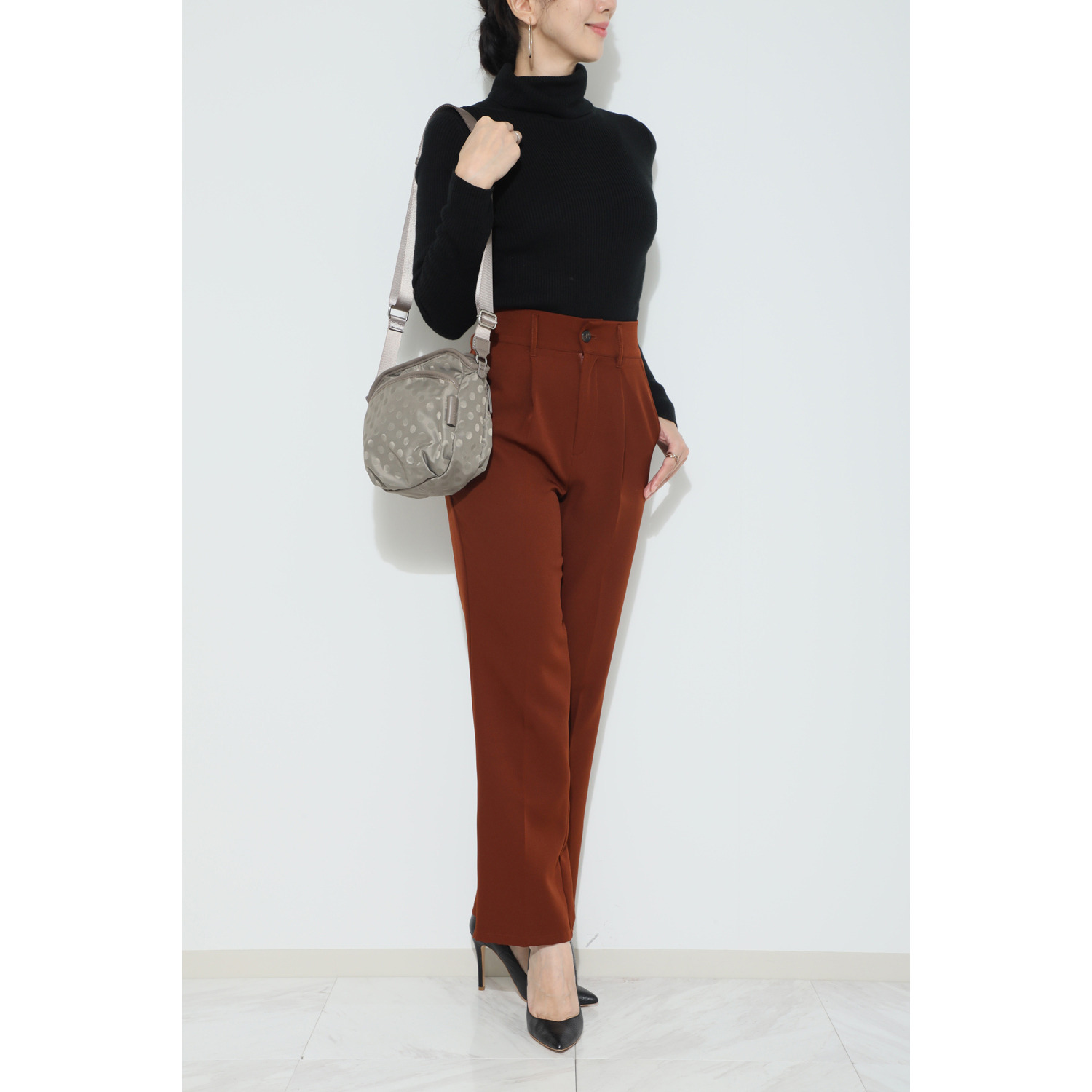 イザック はっ水　軽量 ドットジャガード ポシェット