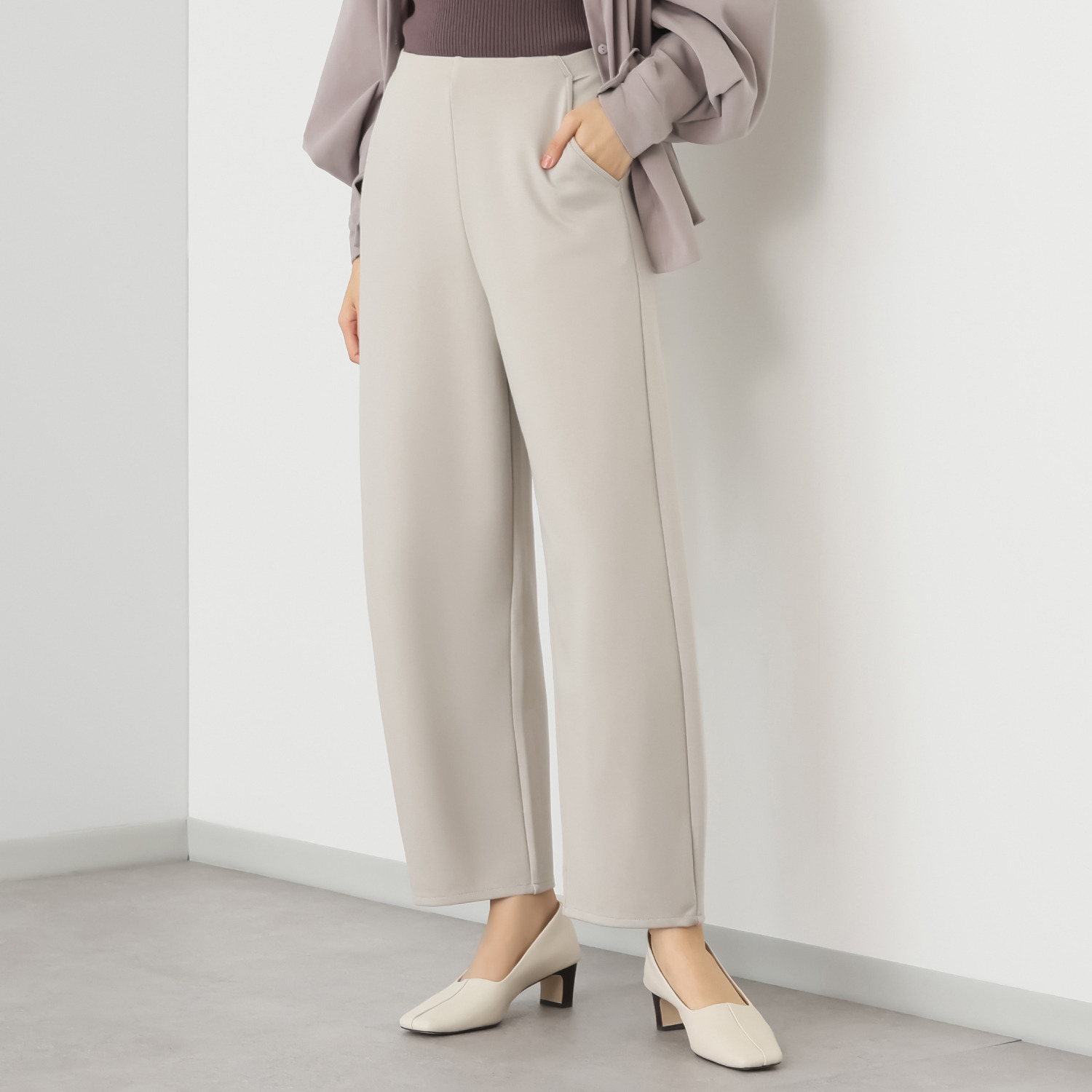 ＴＡＫＵＭＩＢＡ 吸湿発熱 クロスウォーム きれいめバレルパンツ