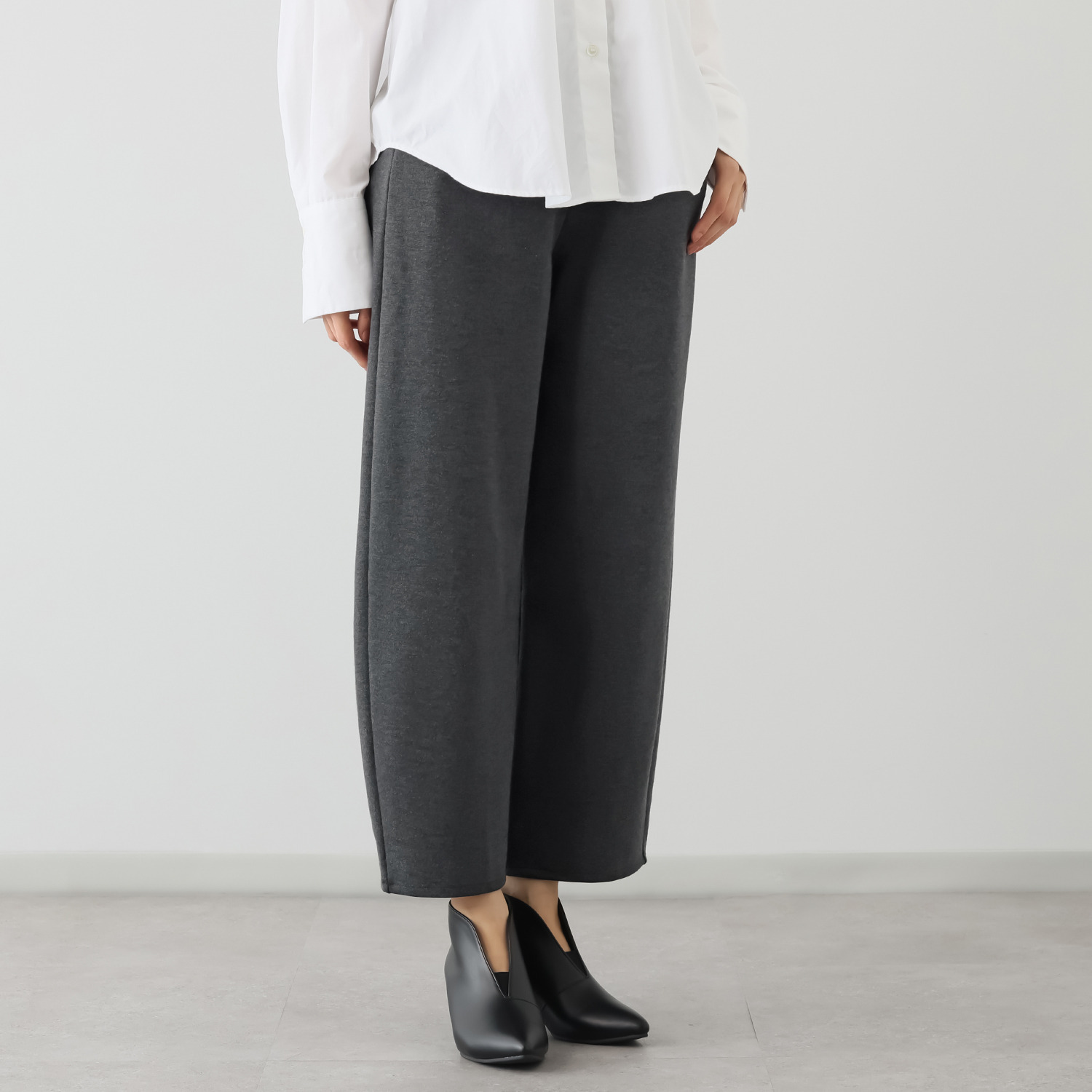 ＴＡＫＵＭＩＢＡ 吸湿発熱 クロスウォーム きれいめバレルパンツ