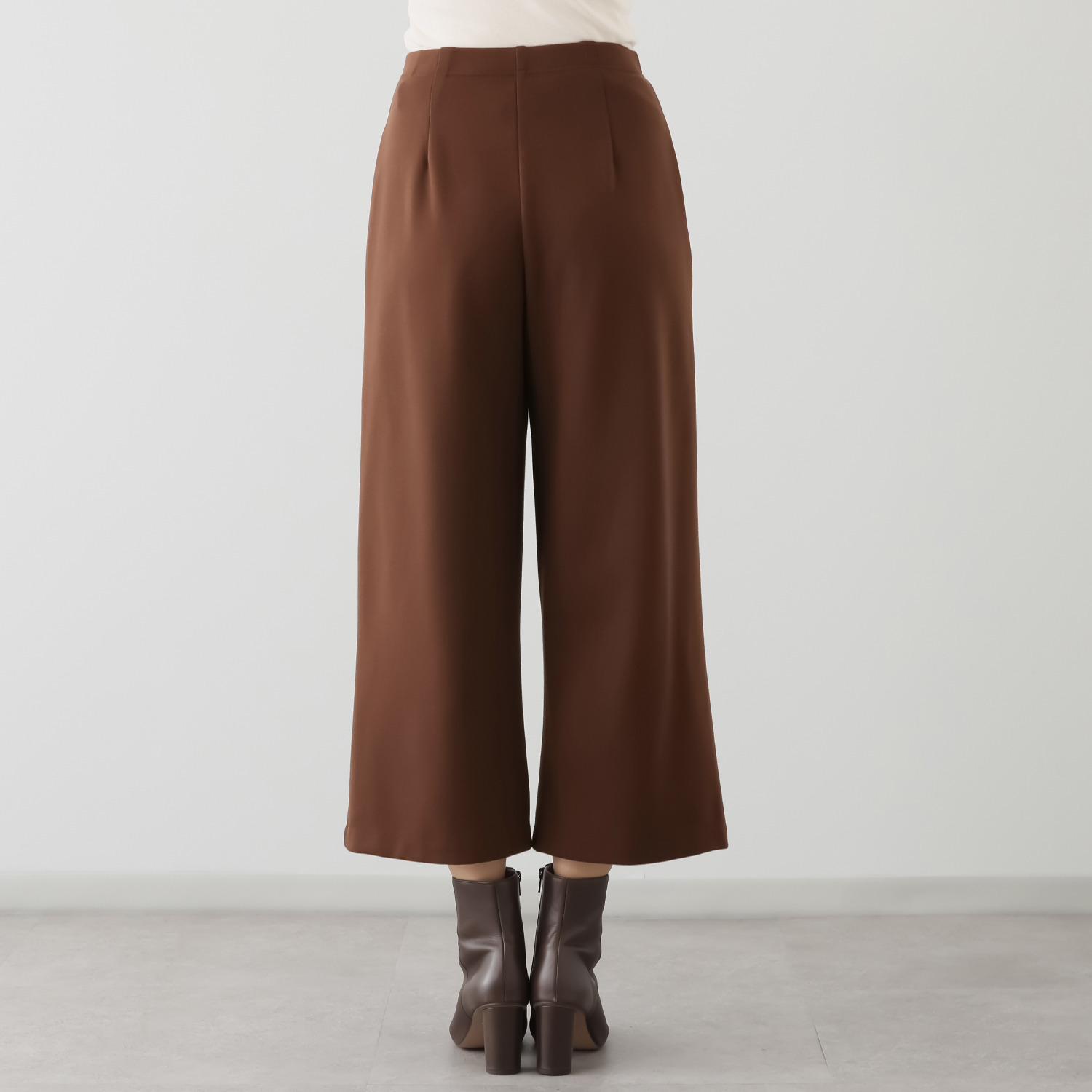 ＴＡＫＵＭＩＢＡ 吸湿発熱 クロスウォーム ベイカーワイドパンツ