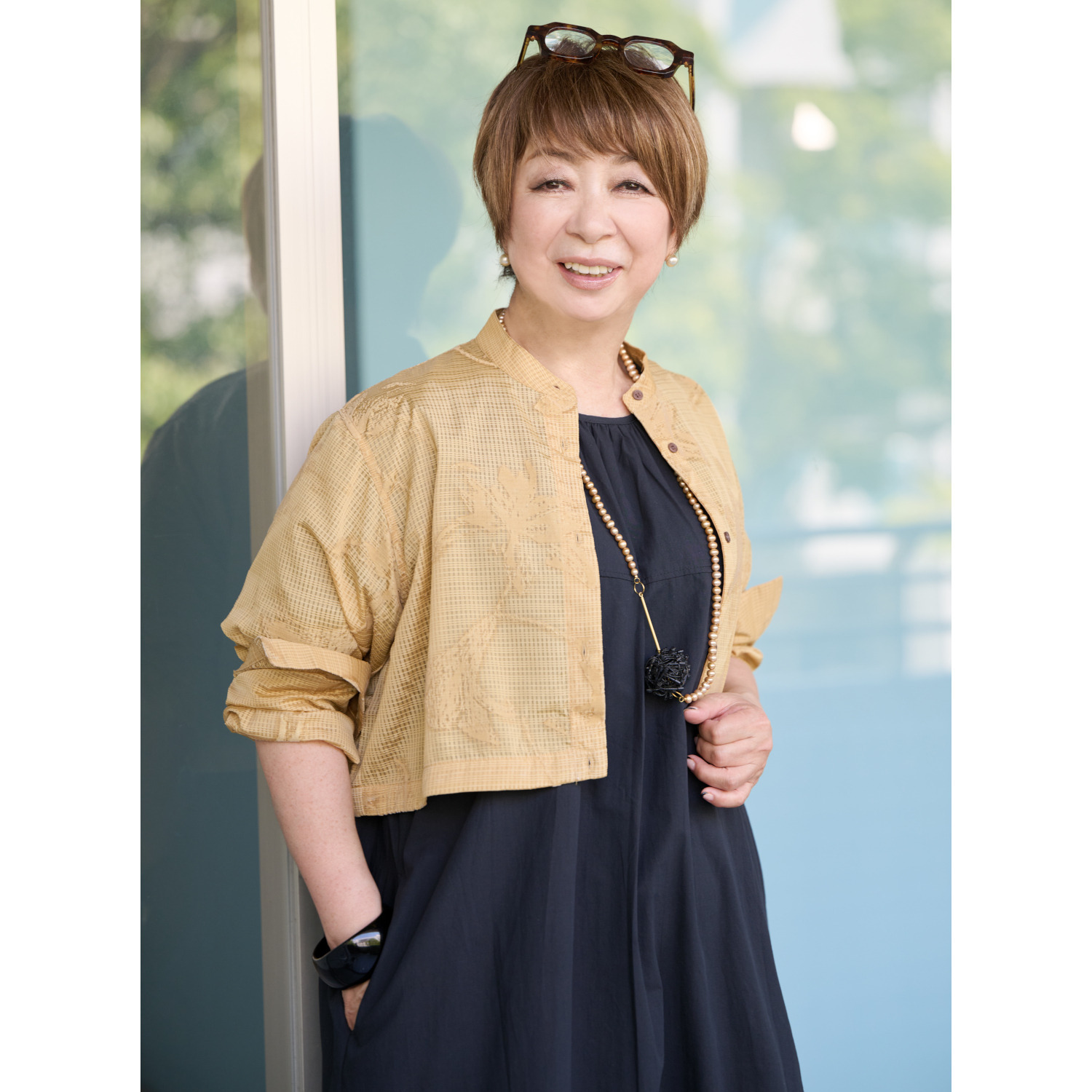 ウノ・ウノ・ドゥーエ 着丈アレンジで着回し抜群 フロッキープリント 大人のシアーシャツ