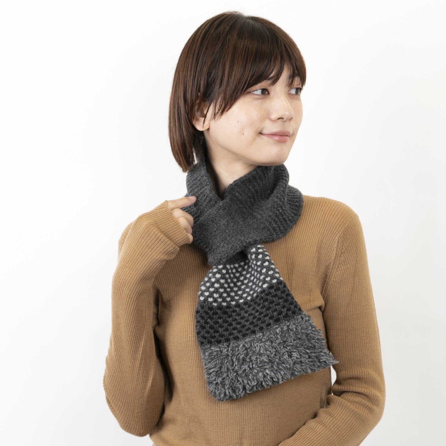 ベル・モード 日本製 タスマニアラムウール混 プチマフラー