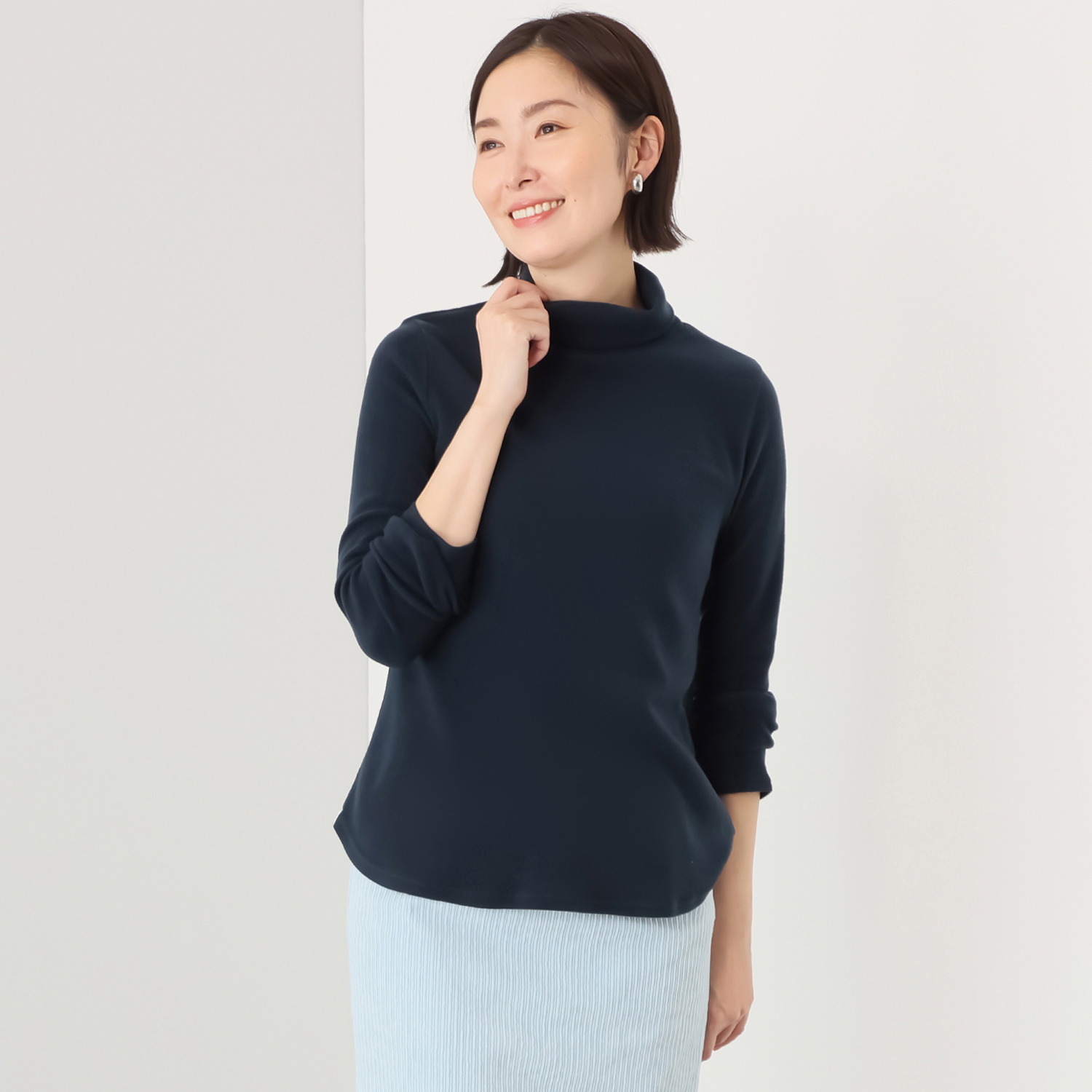 シロヤイチガントウキョウ セルウォーム ストレッチ タートルプルオーバー