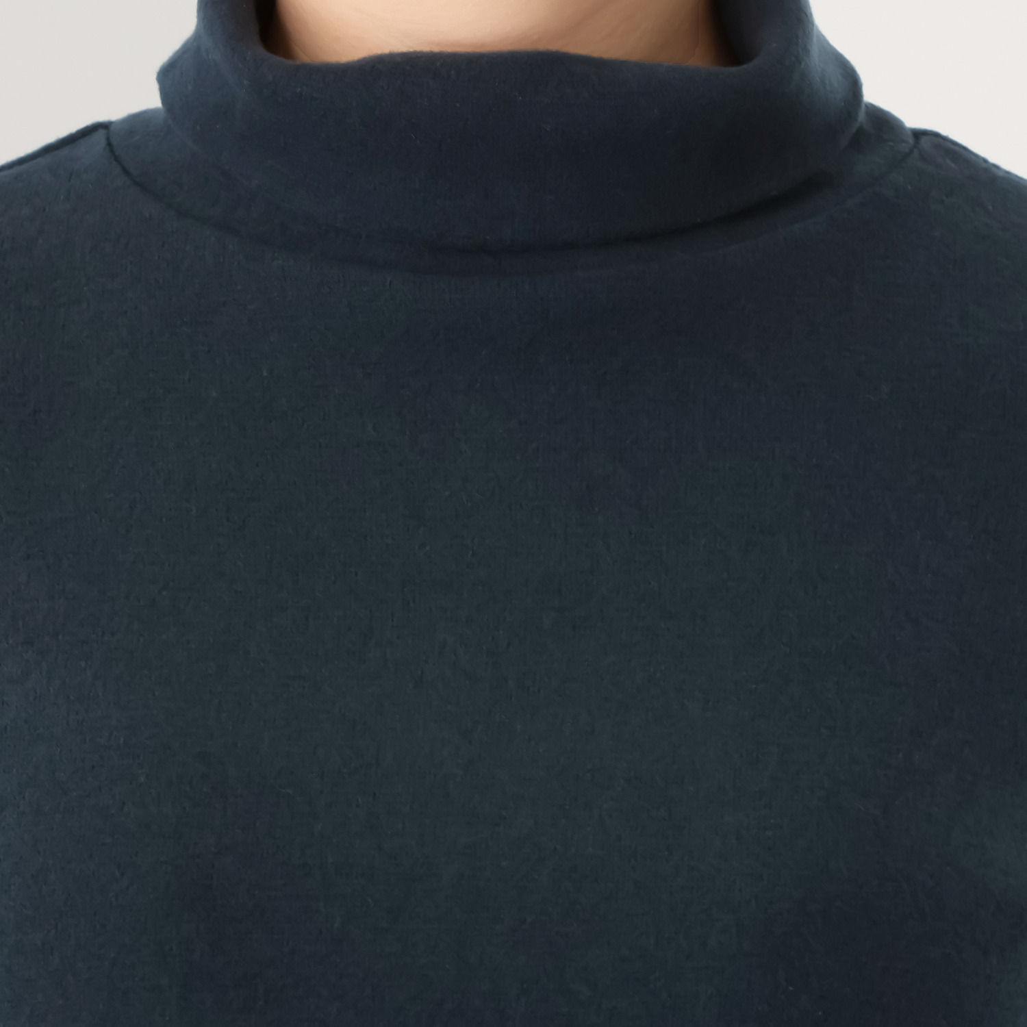 シロヤイチガントウキョウ セルウォーム ストレッチ タートルプルオーバー