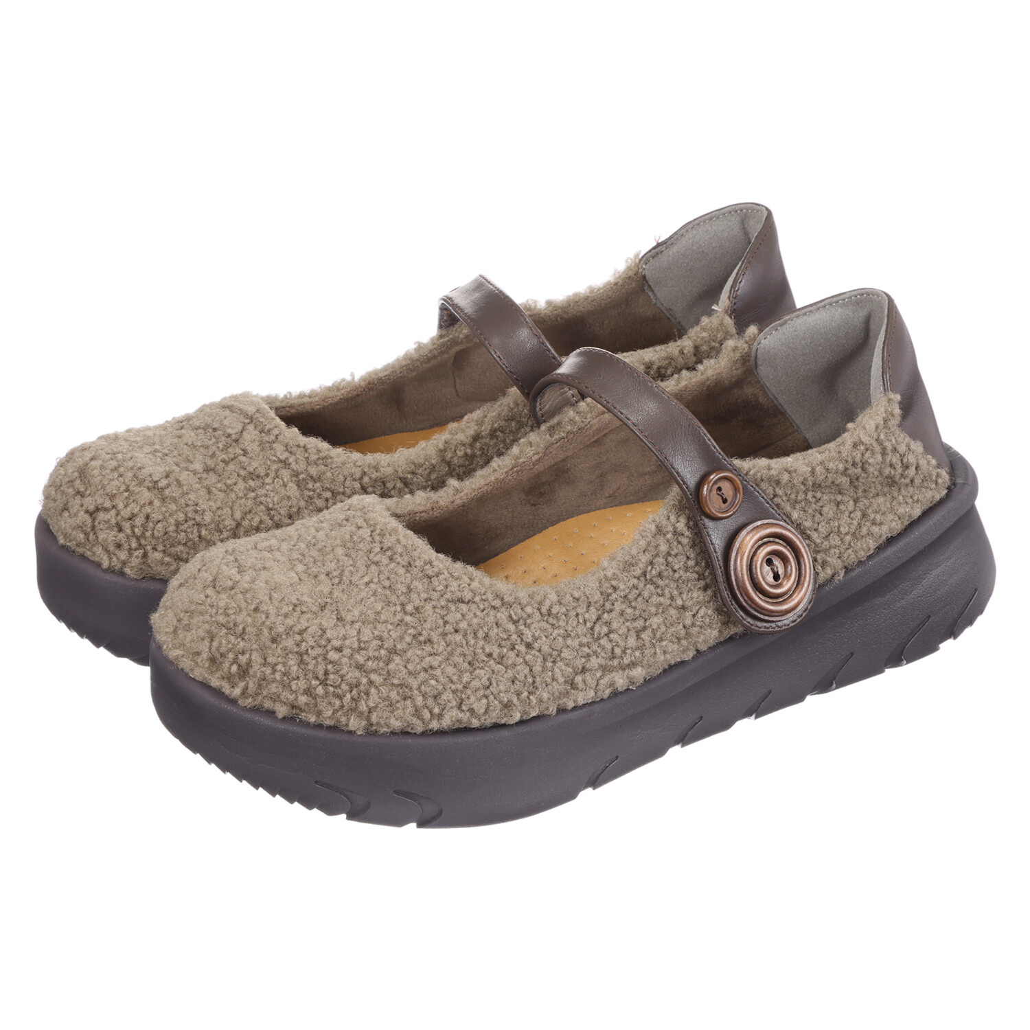 リン・クローバー 秋冬コーデの主役！ まるで服を履いてるような ふわもこ素材の 軽量シューズ