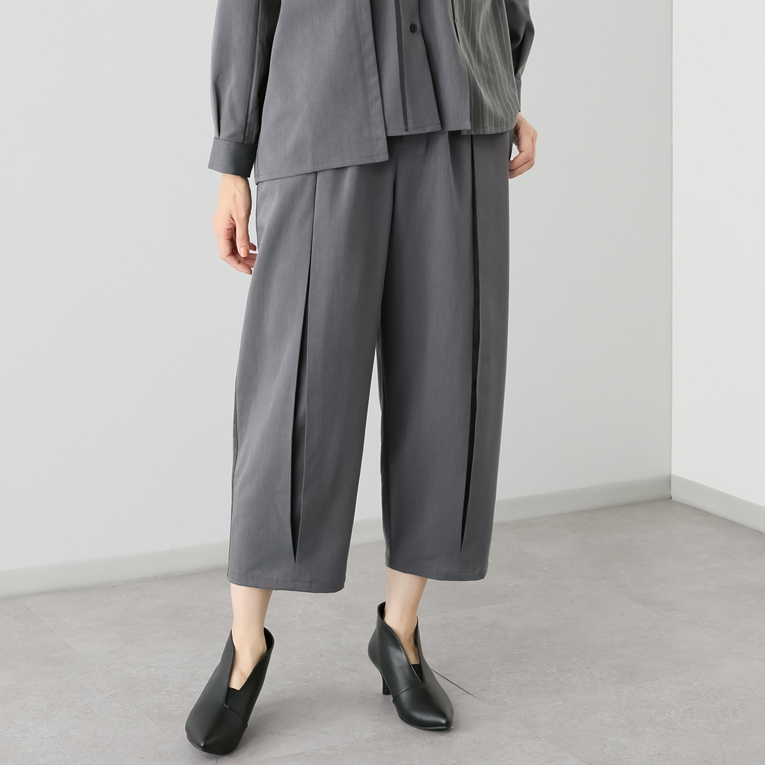 ヨウゾウカタブキ タックパンツ