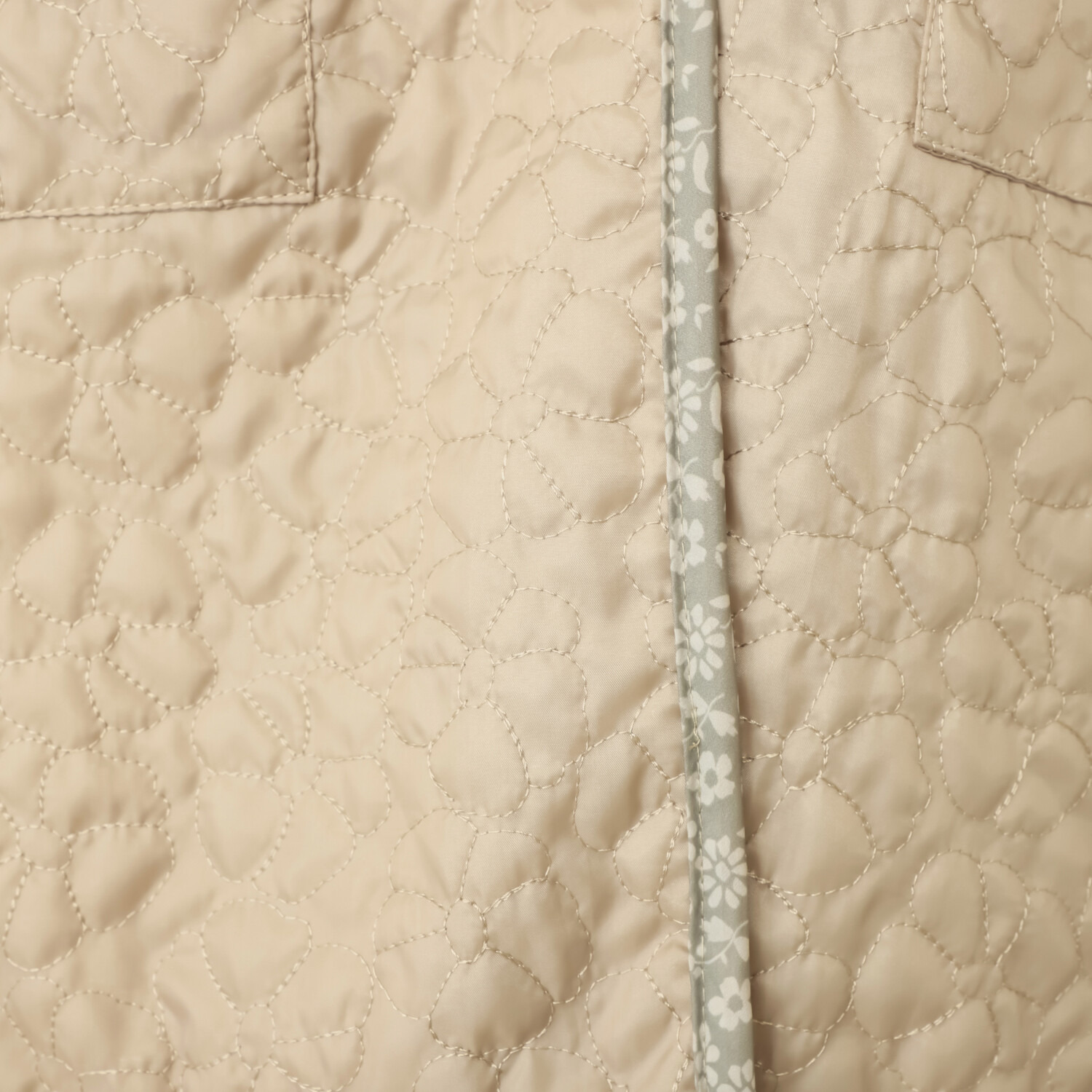 着やすさ、動きやすさ、 快適さを追求 レップ フラワーキルト 暮らしウェア