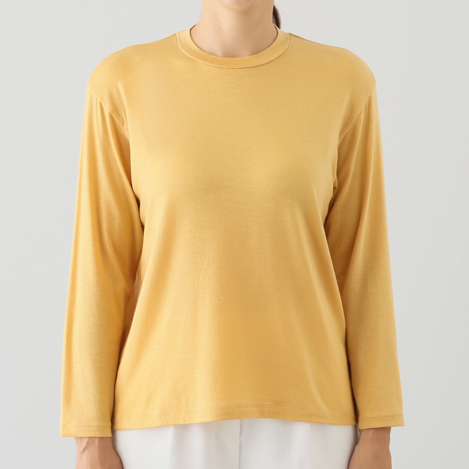 エイガールズ とろける肌触り スーパーストレッチ テンセルカシミヤ混 クルーネックプルオーバー