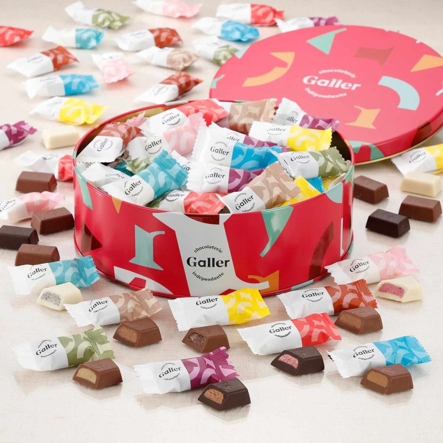 ベルギー王室御用達 チョコレートブランド ガレー　ナノバーアソート オリジナル缶（ロゼ）