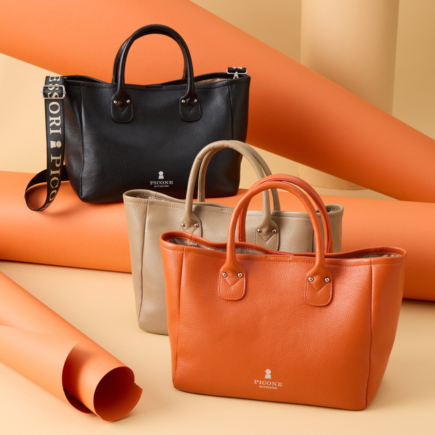 ピッコーネ アッチェッソーリ 牛革 軽量２ウェイトートバッグ