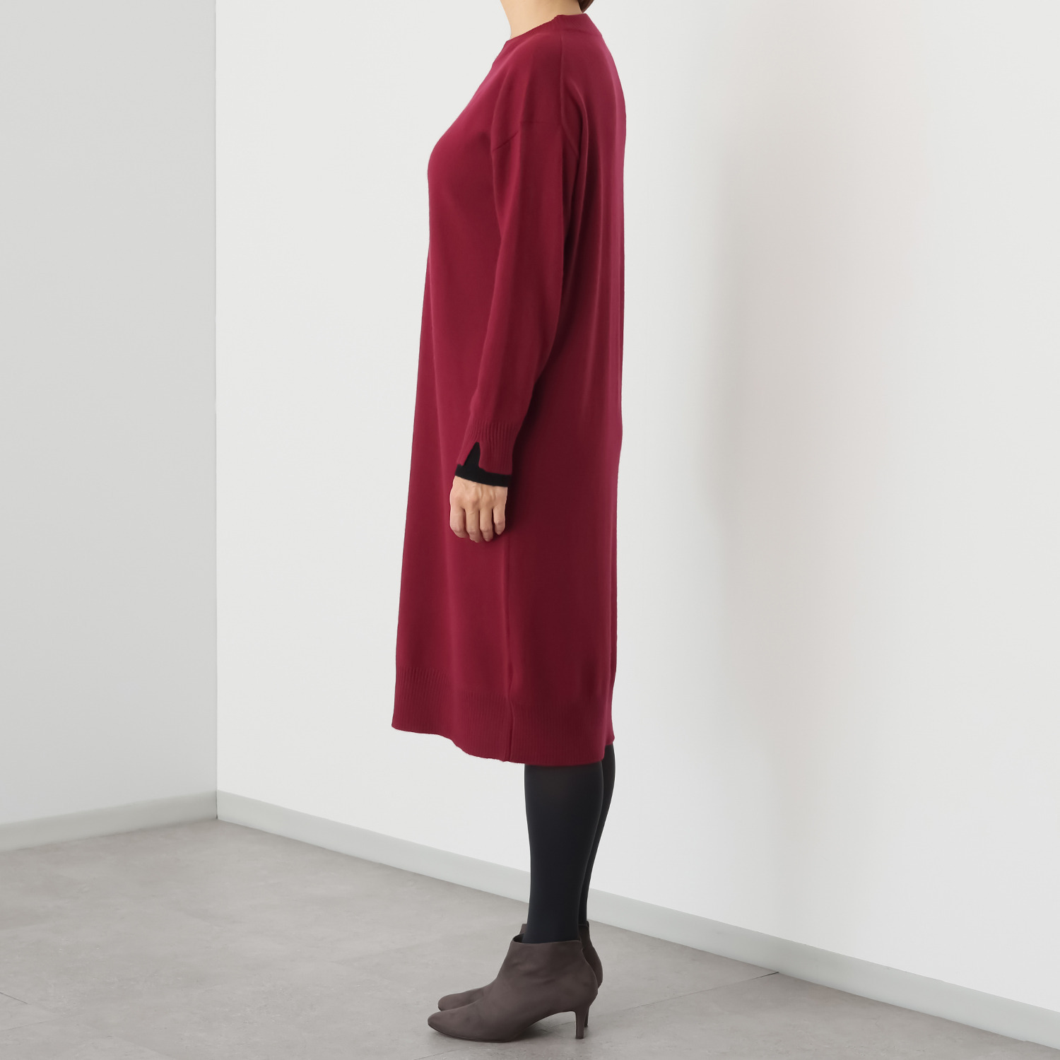 ナチュラム カシミヤ１００％ 贅沢シルエットの ニットワンピース