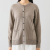 ナチュラム お手入れ簡単 カシミヤヤクの ポケット付ミドルゲージの ニットカーディガン