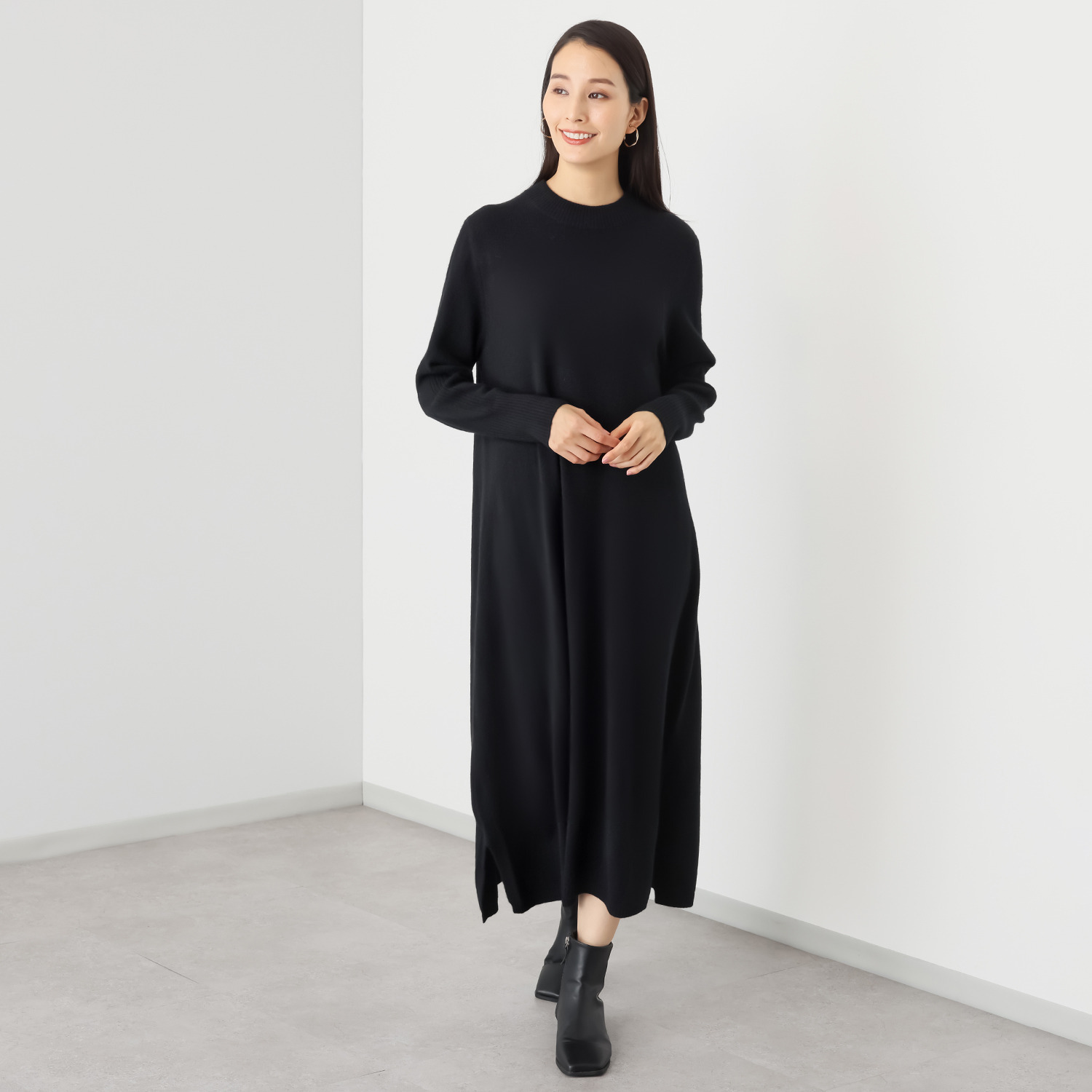 ナチュラム お手入れ簡単 カシミヤヤクの Ａラインシルエットの 贅沢ニットワンピース