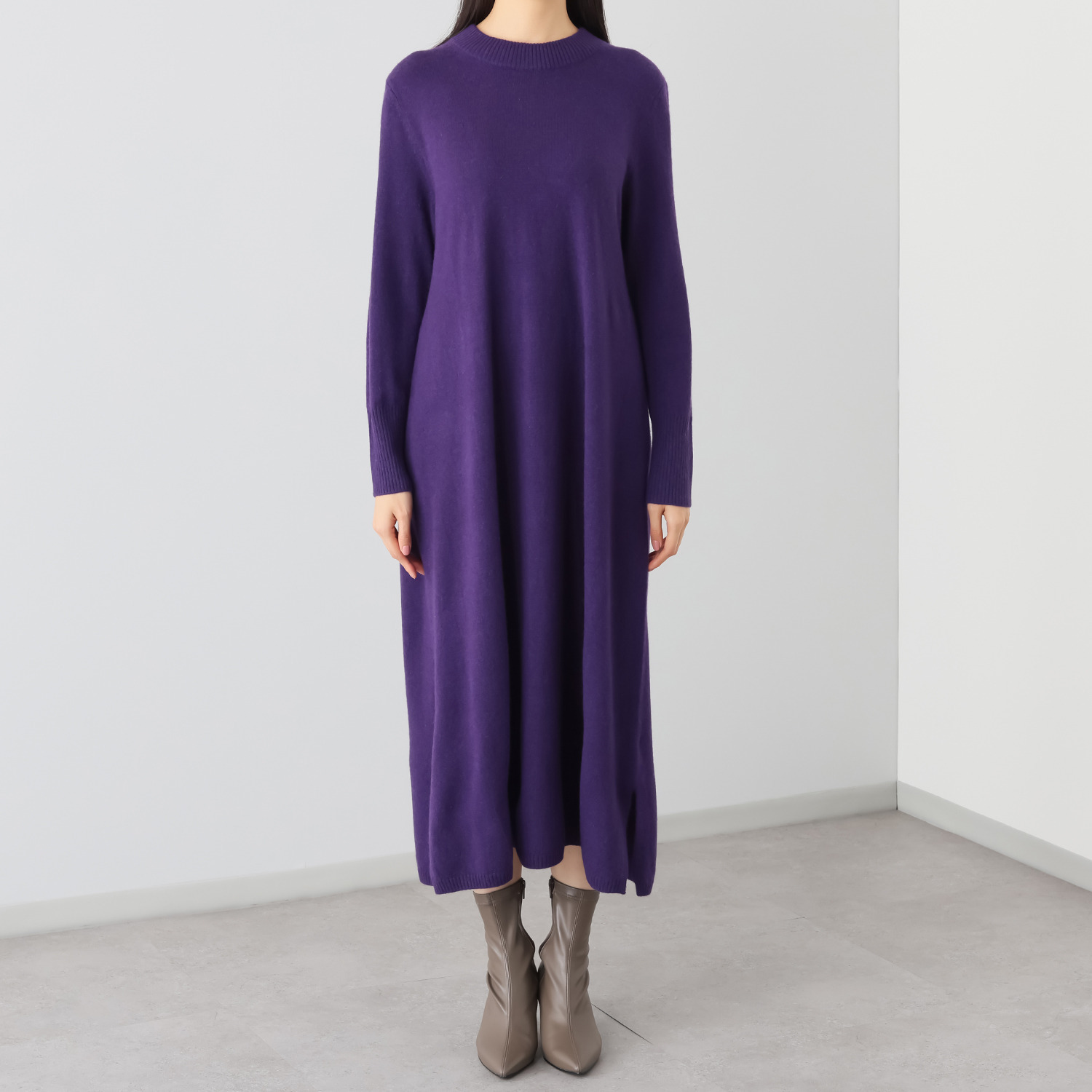 ナチュラム お手入れ簡単 カシミヤヤクの Ａラインシルエットの 贅沢ニットワンピース
