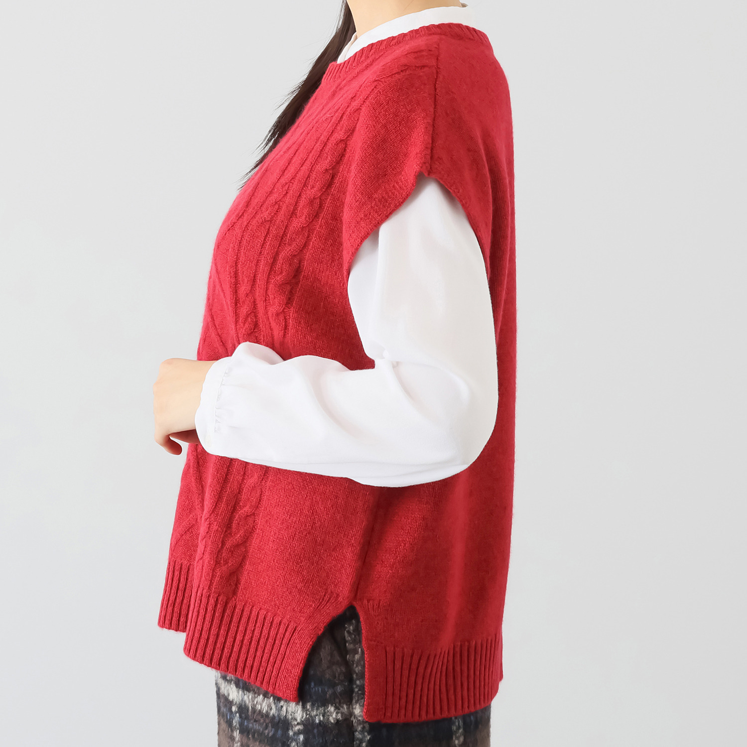 ナチュラム お手入れ簡単 カシミヤヤクの ゆったりシルエットの デザインベスト