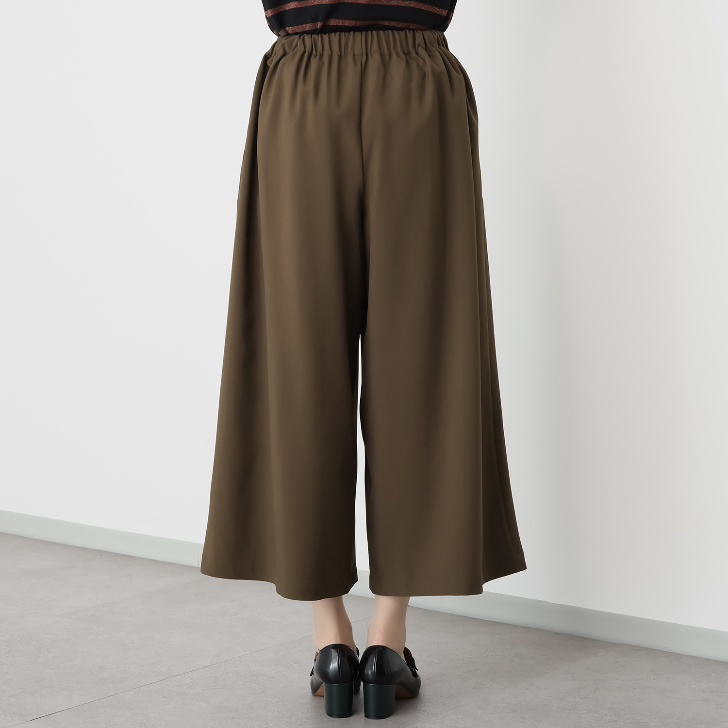 マチュート 着回し自在の 頼れる一本 華リュクスパンツ