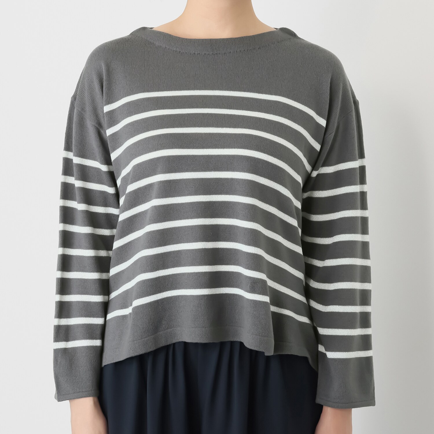 マチュート 着やせも叶う 上品カジュアルな ラメボーダー ニットプルオーバー