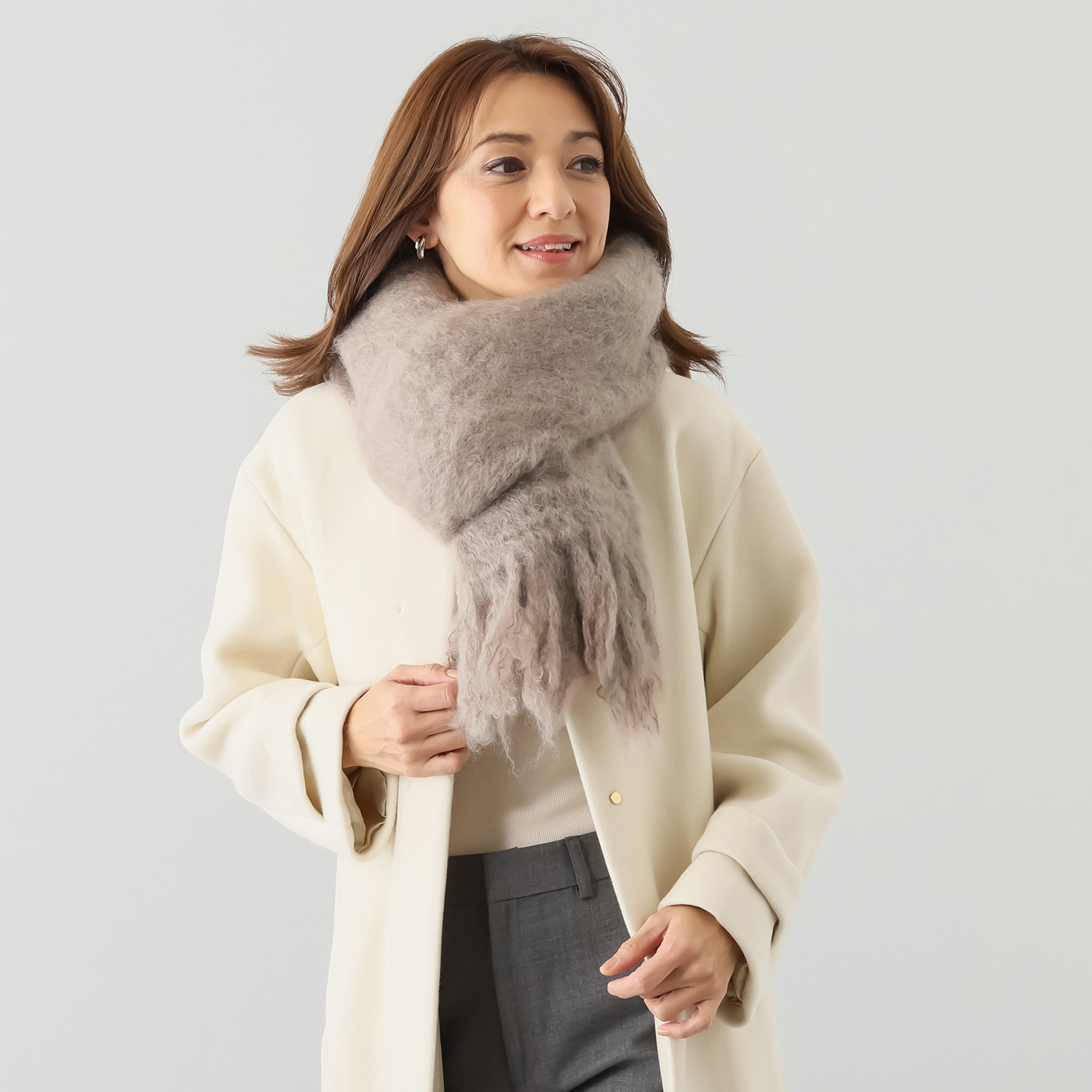 アデルズ　モヘヤ 南アフリカ製 キッドモヘヤ混 ふわふわエアリーストール