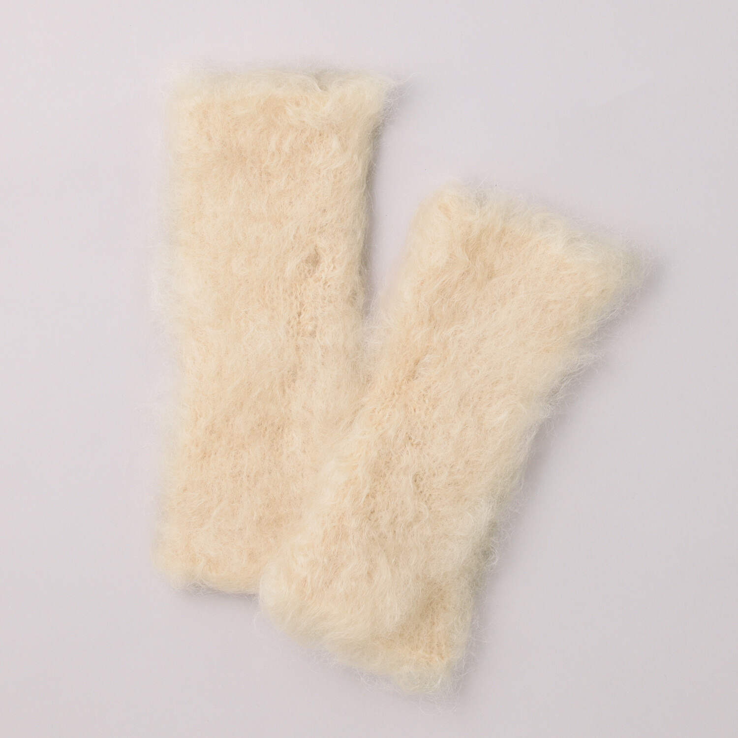 アデルズ　モヘヤ 南アフリカ製 キッドモヘヤ混 ふわふわエアリー 指出しミトン ＜プレーン＞