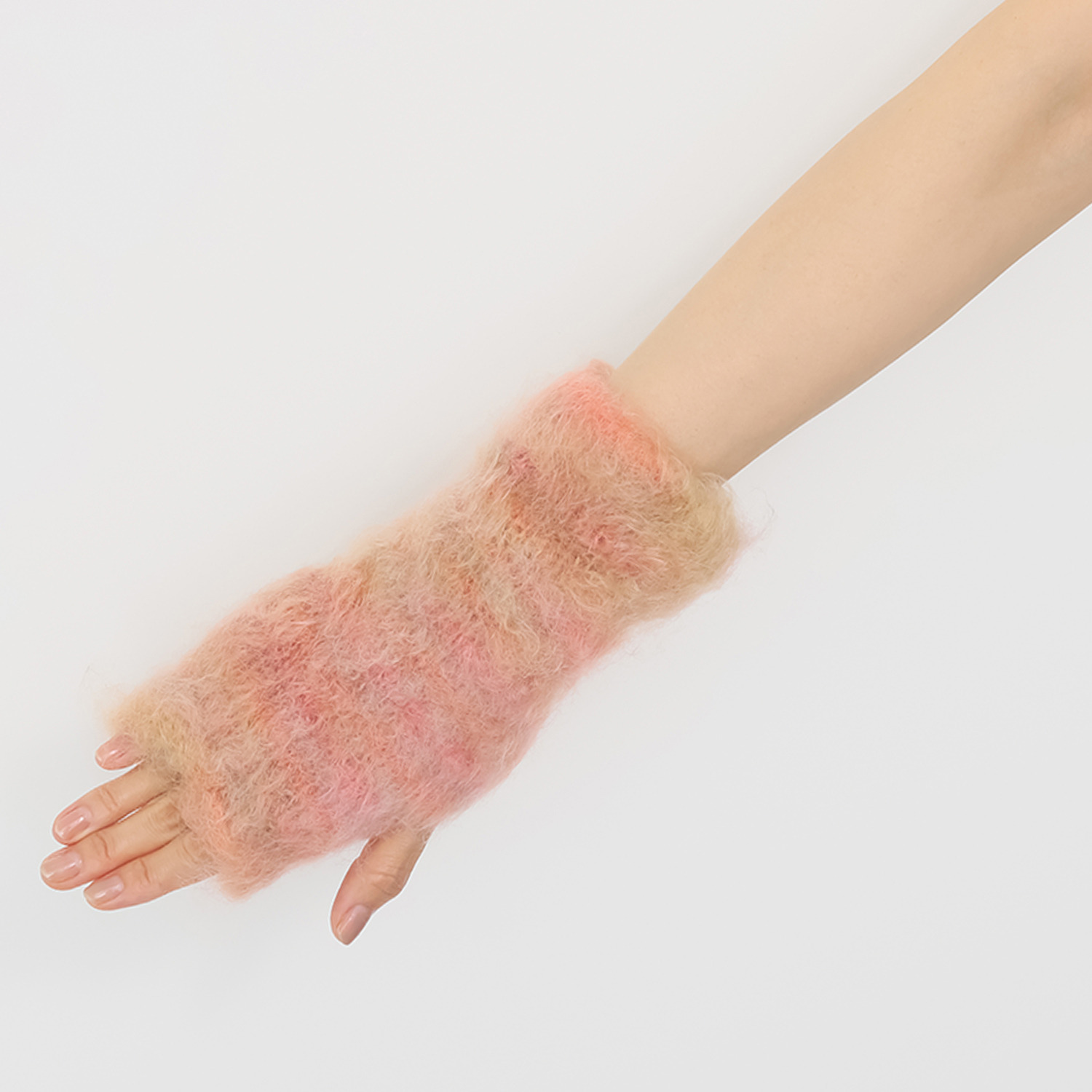 アデルズ　モヘヤ 南アフリカ製 キッドモヘヤ混 ふわふわエアリー 指出しミトン ＜ミックス＞