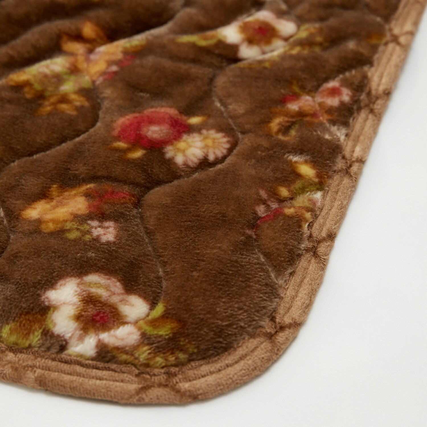 モリリン 凄暖 アルミ蒸着蓄熱シート入り ふっくらやわらか 贅沢敷きパッド ＜セミダブル＞