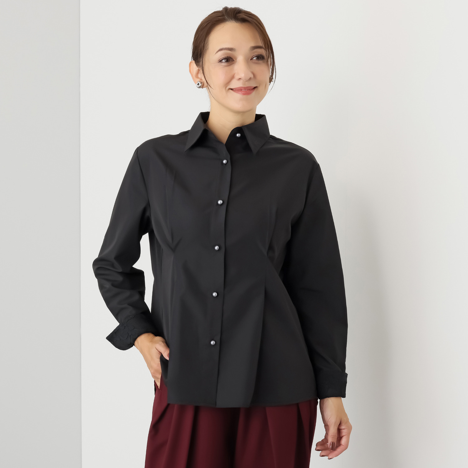 アンブリエ ロングカフス レースアレンジシャツ