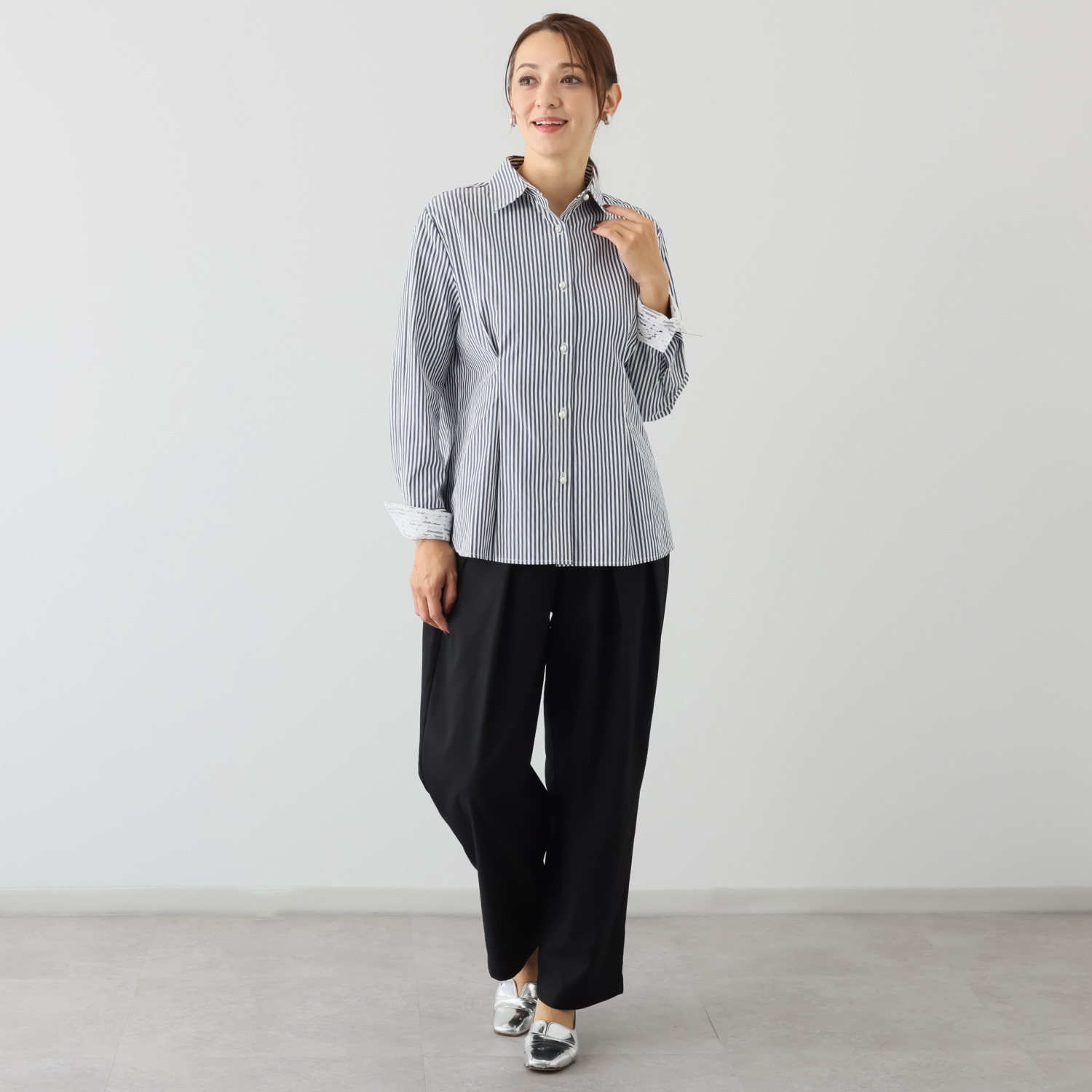 アンブリエ ロングカフス レースアレンジシャツ