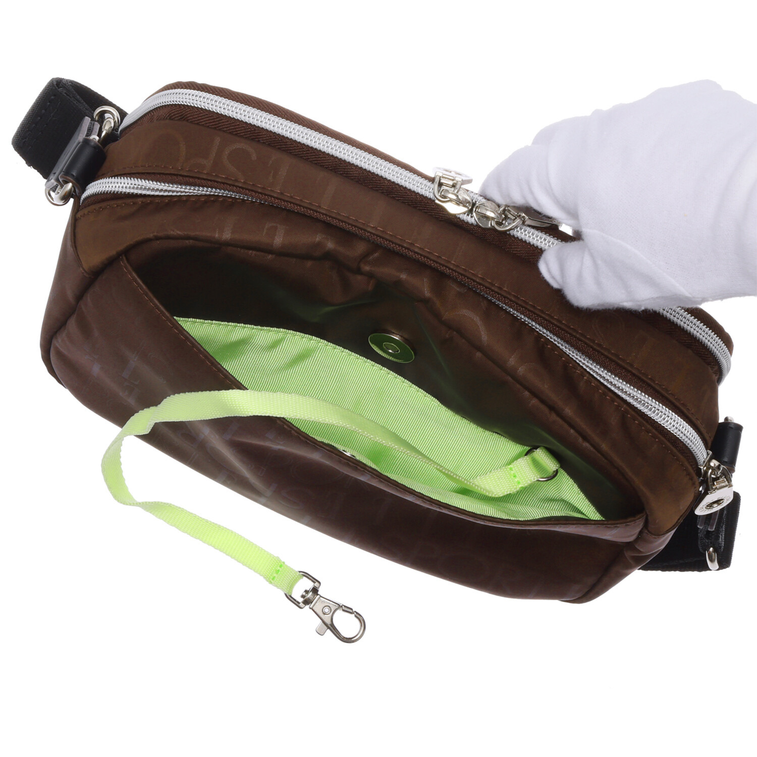 ＥＬＬＥ　ＳＰＯＲＴ 軽量　はっ水 ヒートエンボスナイロン ボックスショルダーバッグ